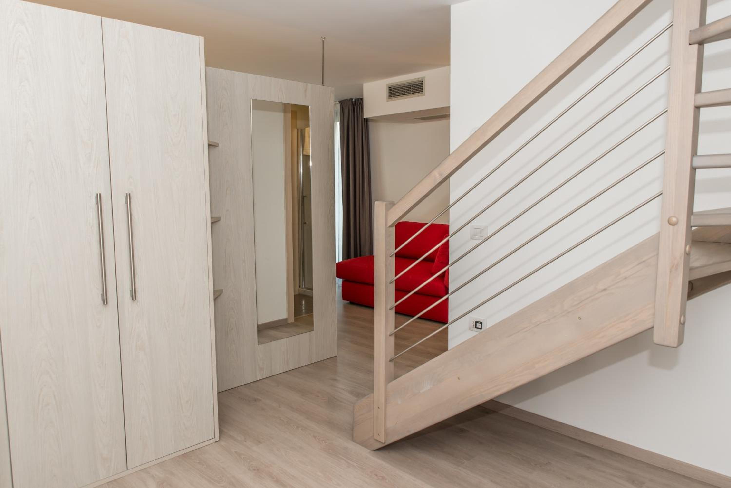 One-Bedroom Apartment with Garden - Split Level photo 1
