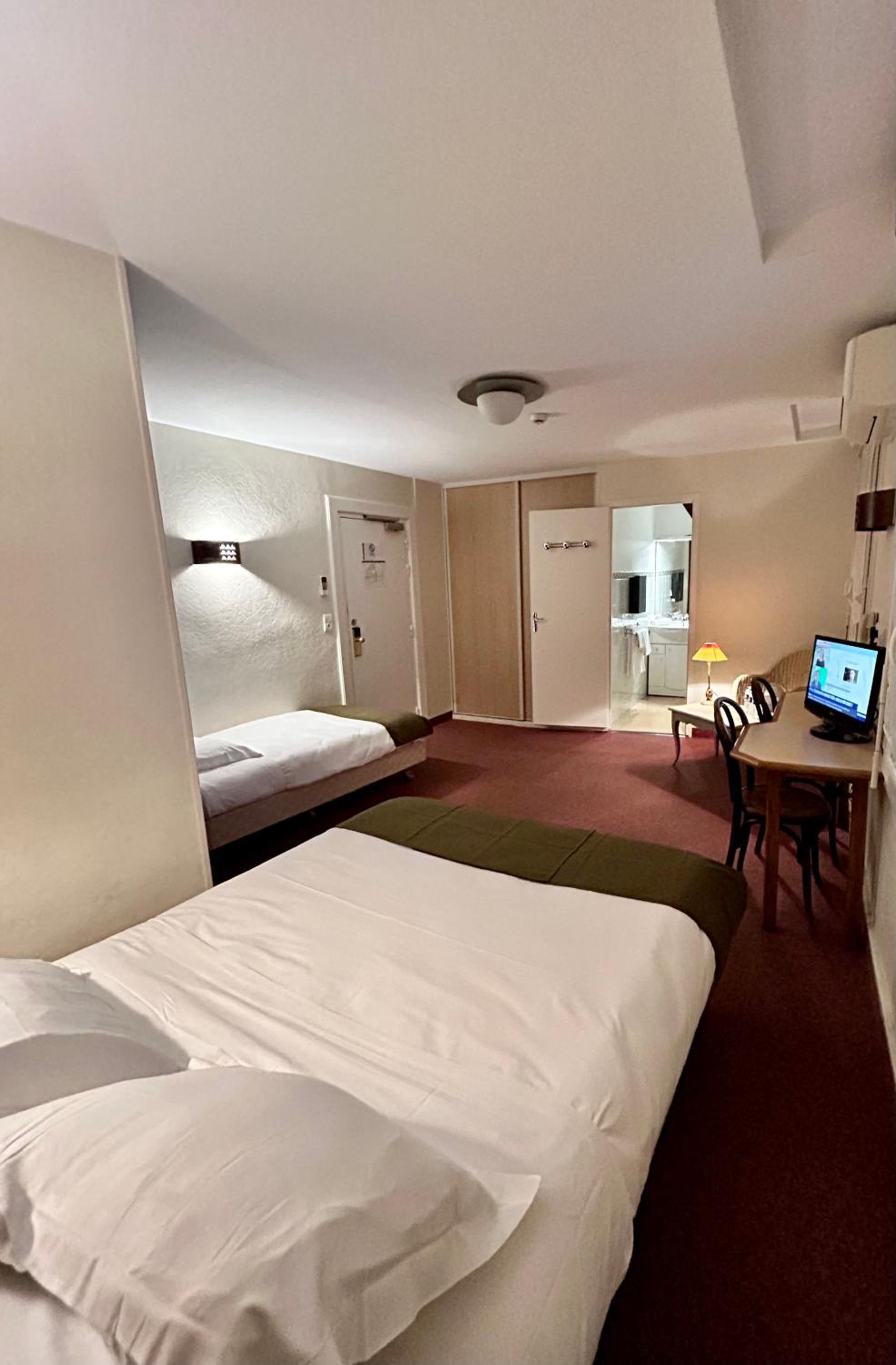 Comfort Triple Room photo 2