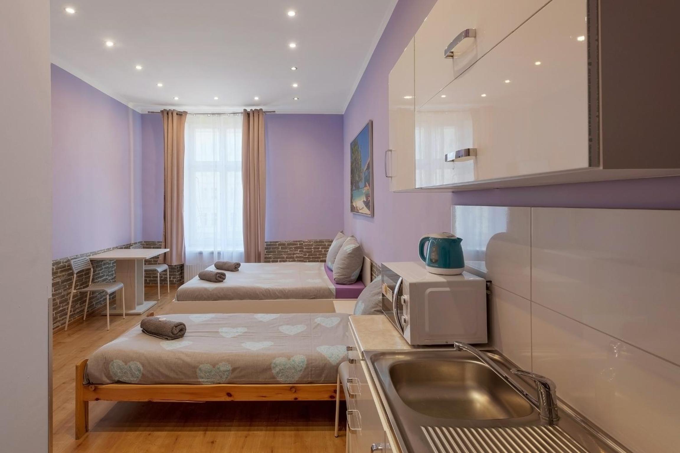 Comfort Triple Room with Shower - Photo 16