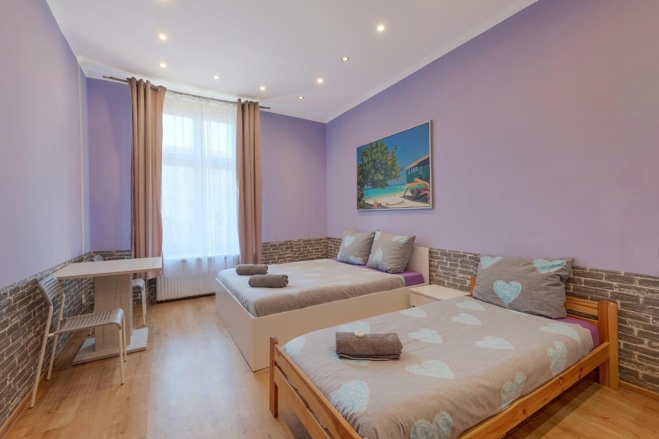 Comfort Triple Room with Shower - Photo 5