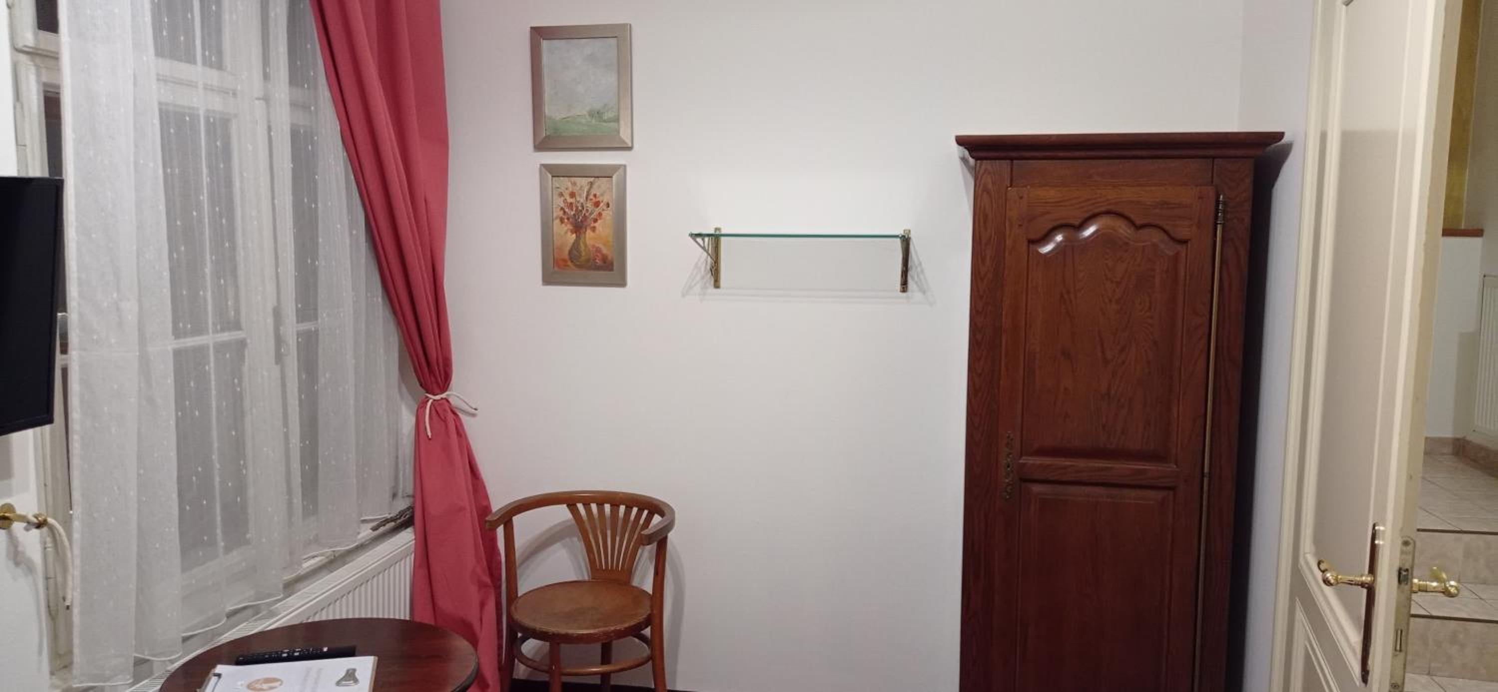 Single Room with Bath