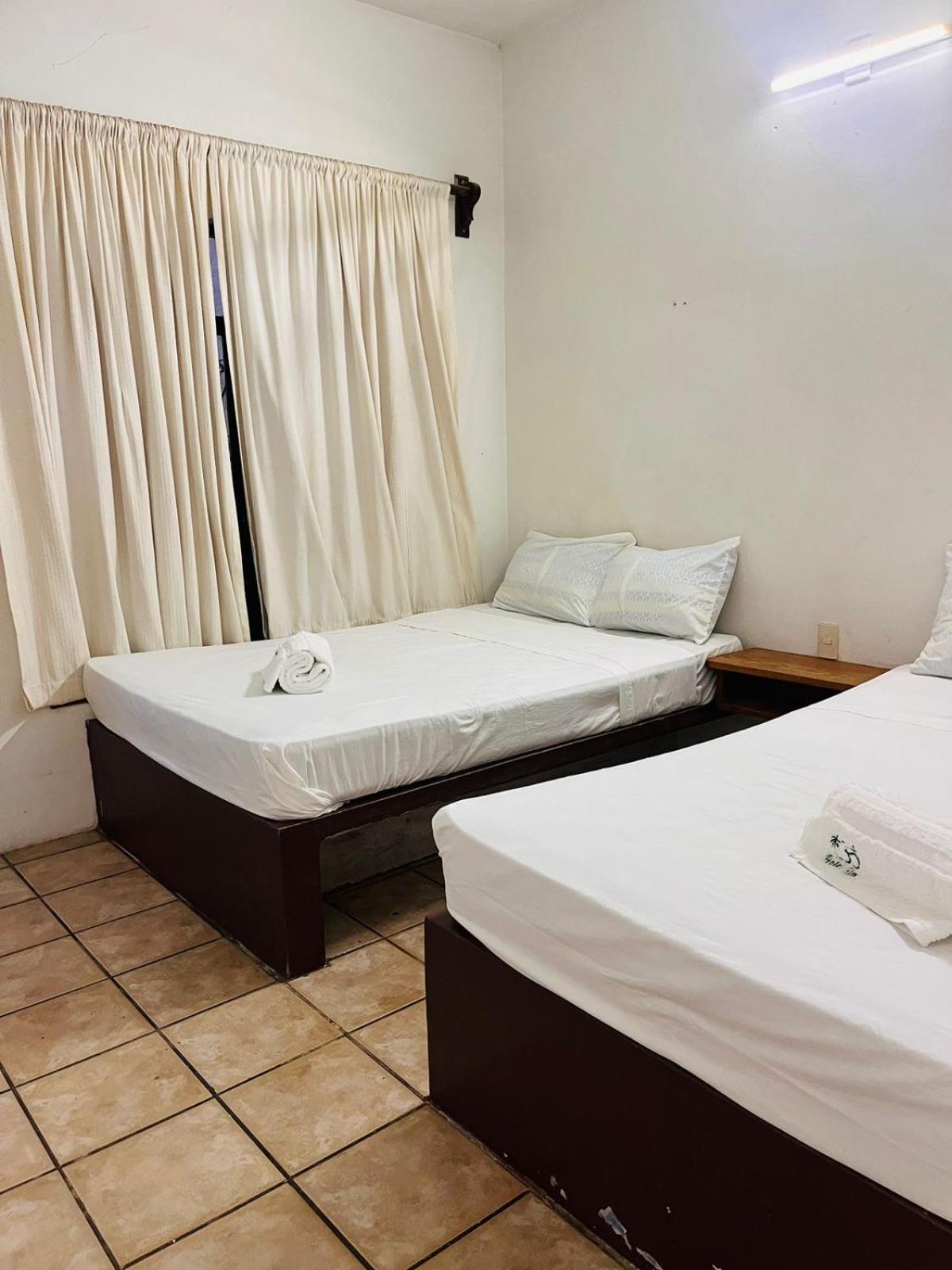 Standard Double Room with Fan - Photo 4