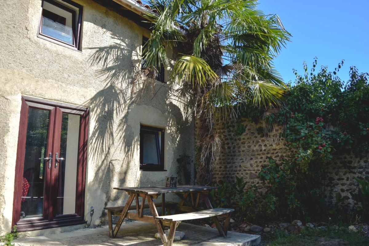 Three-Bedroom House - Photo 129