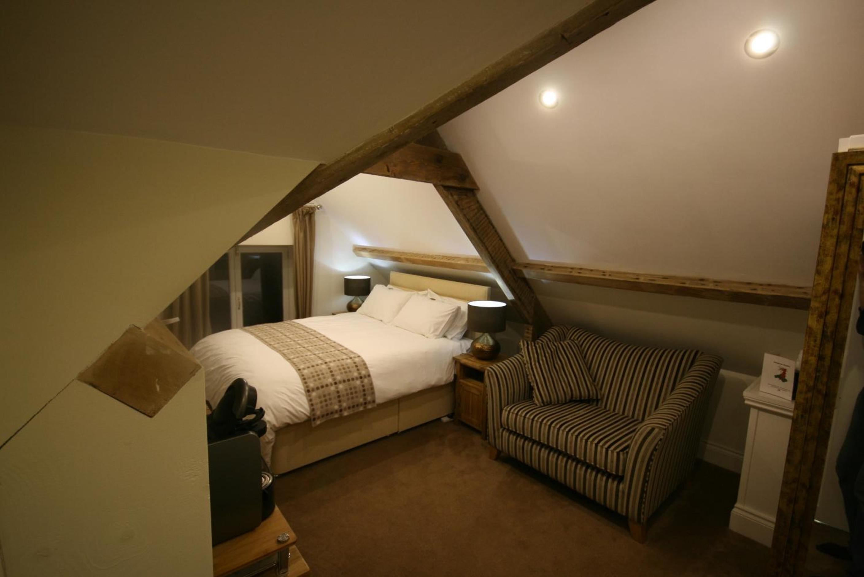 Luxury King Room with Bath and Shower photo 1