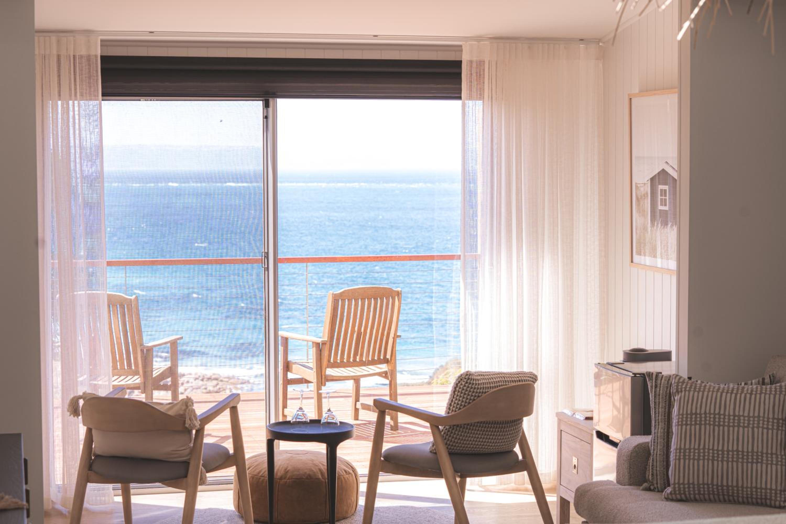 Superior Suite with Sea View photo 2
