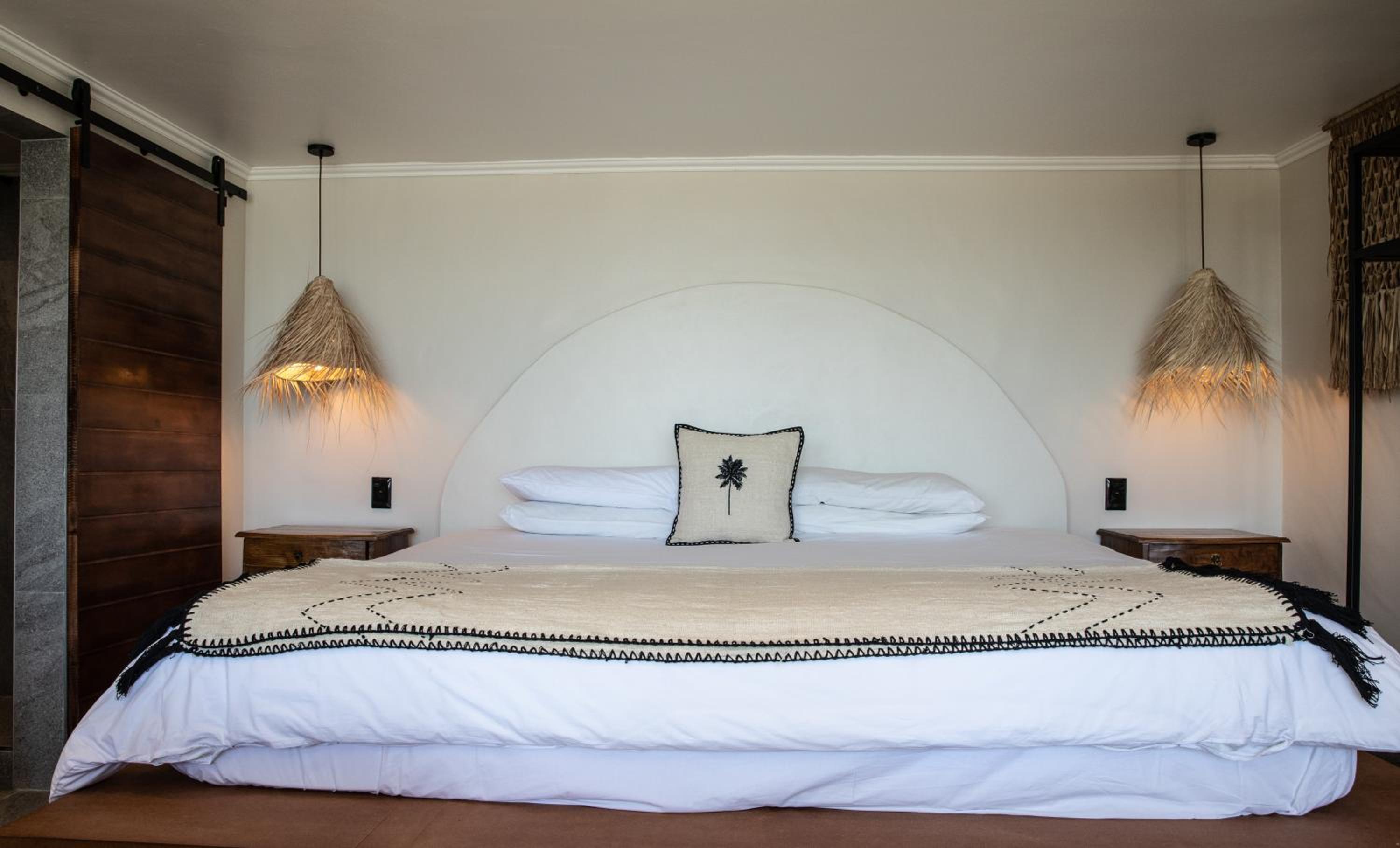 Classic Double Room with Sea View - Photo 9