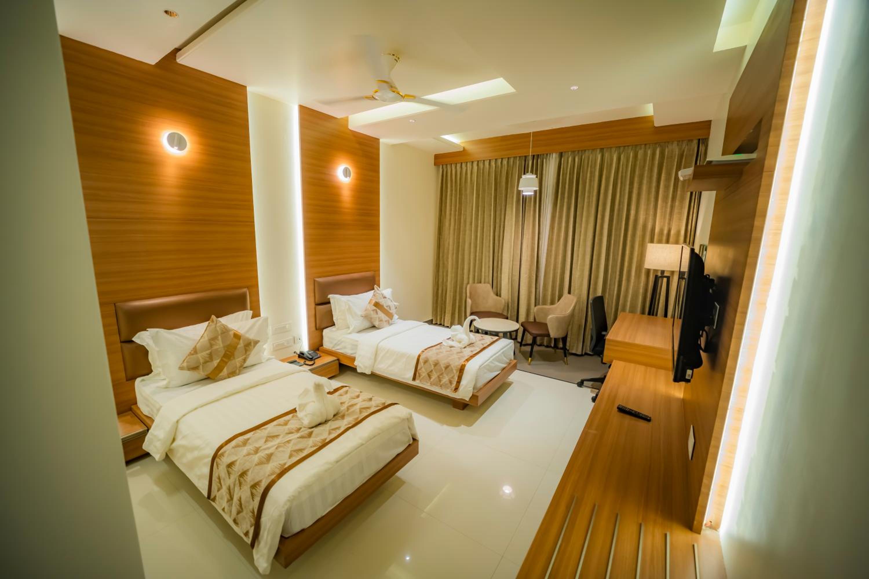 Deluxe Twin Room - Photo 1