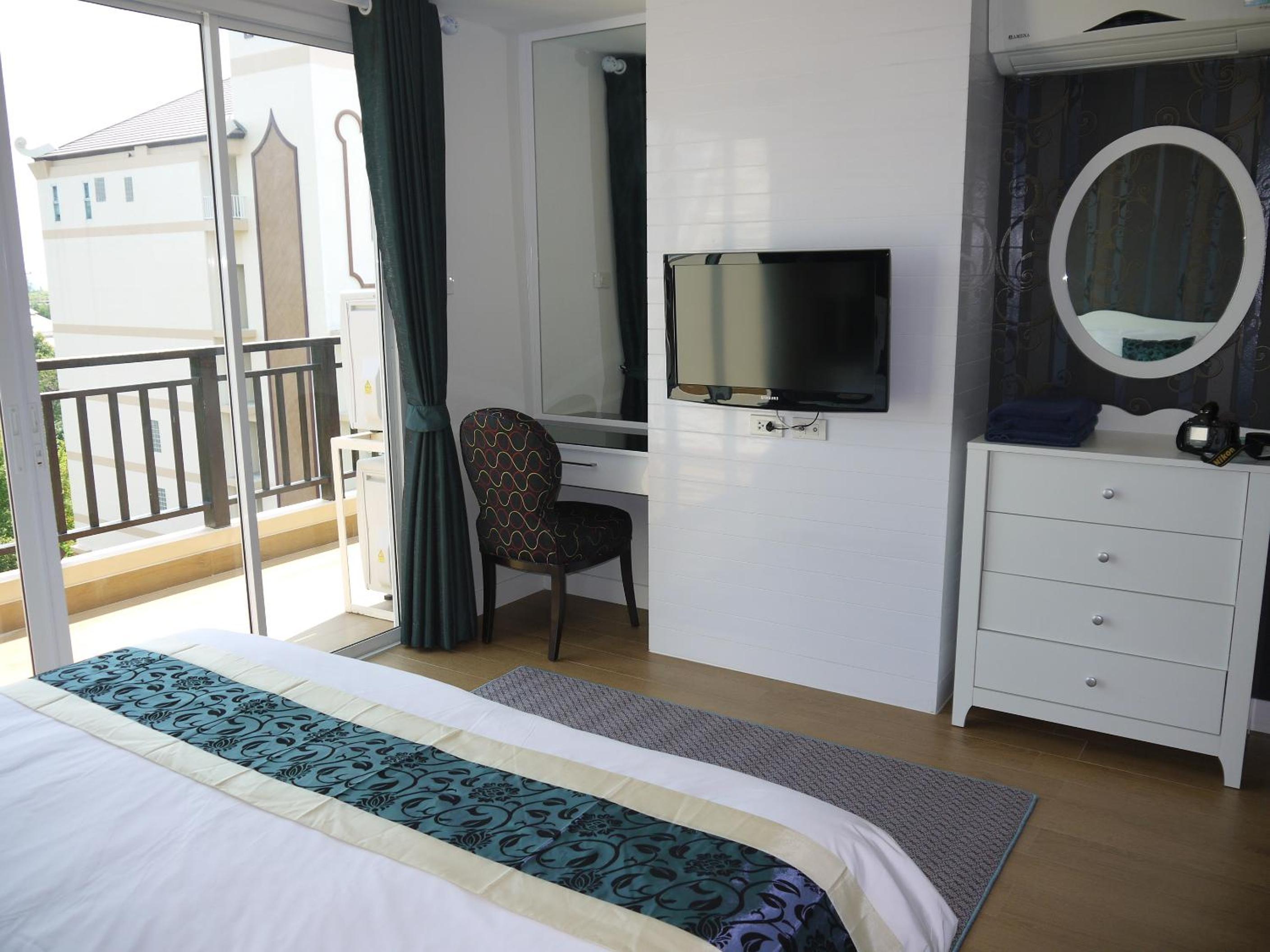 Penthouse Suite with Private Pool photo 1