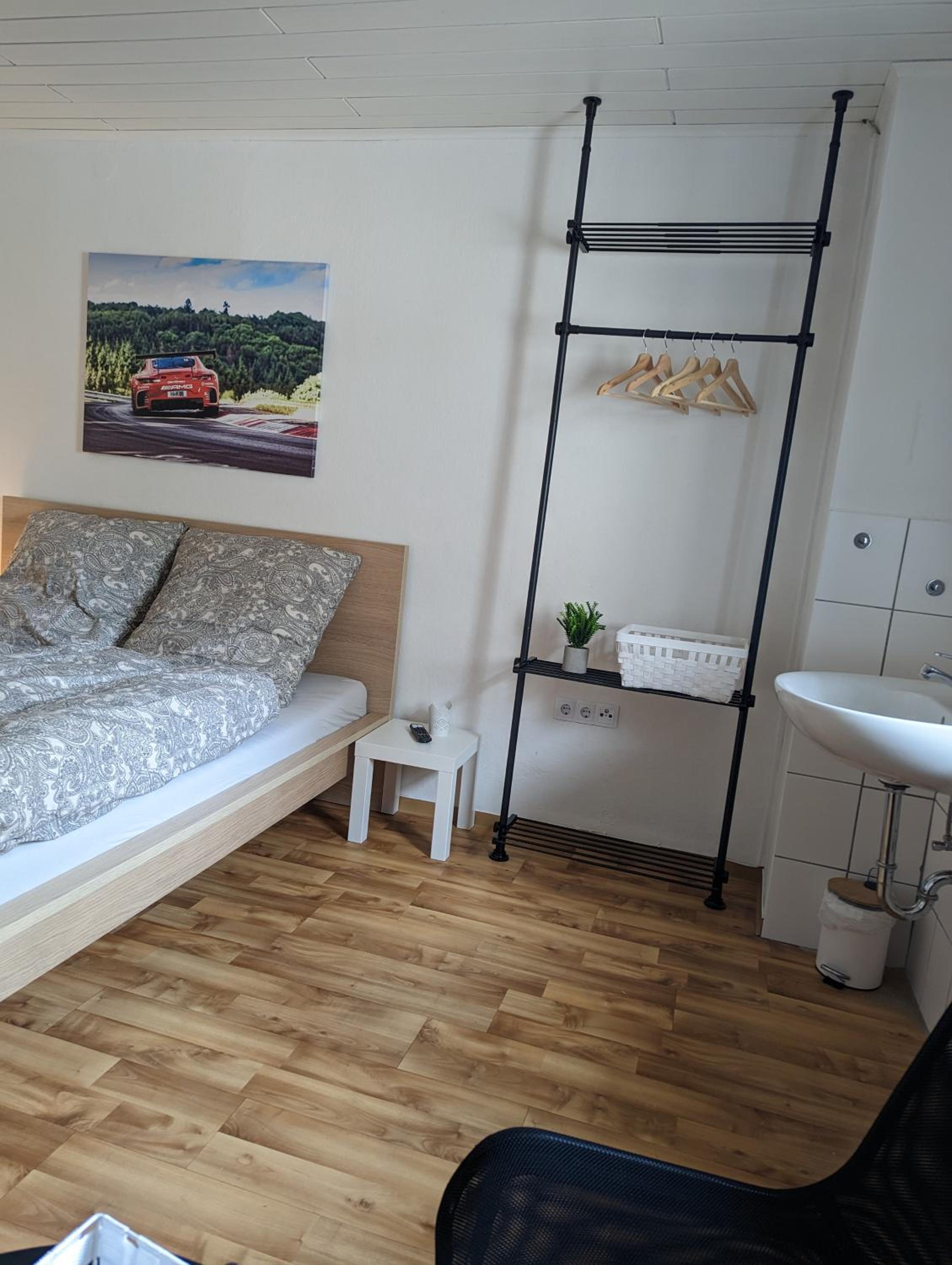 Double Room with Shared Bathroom photo 2