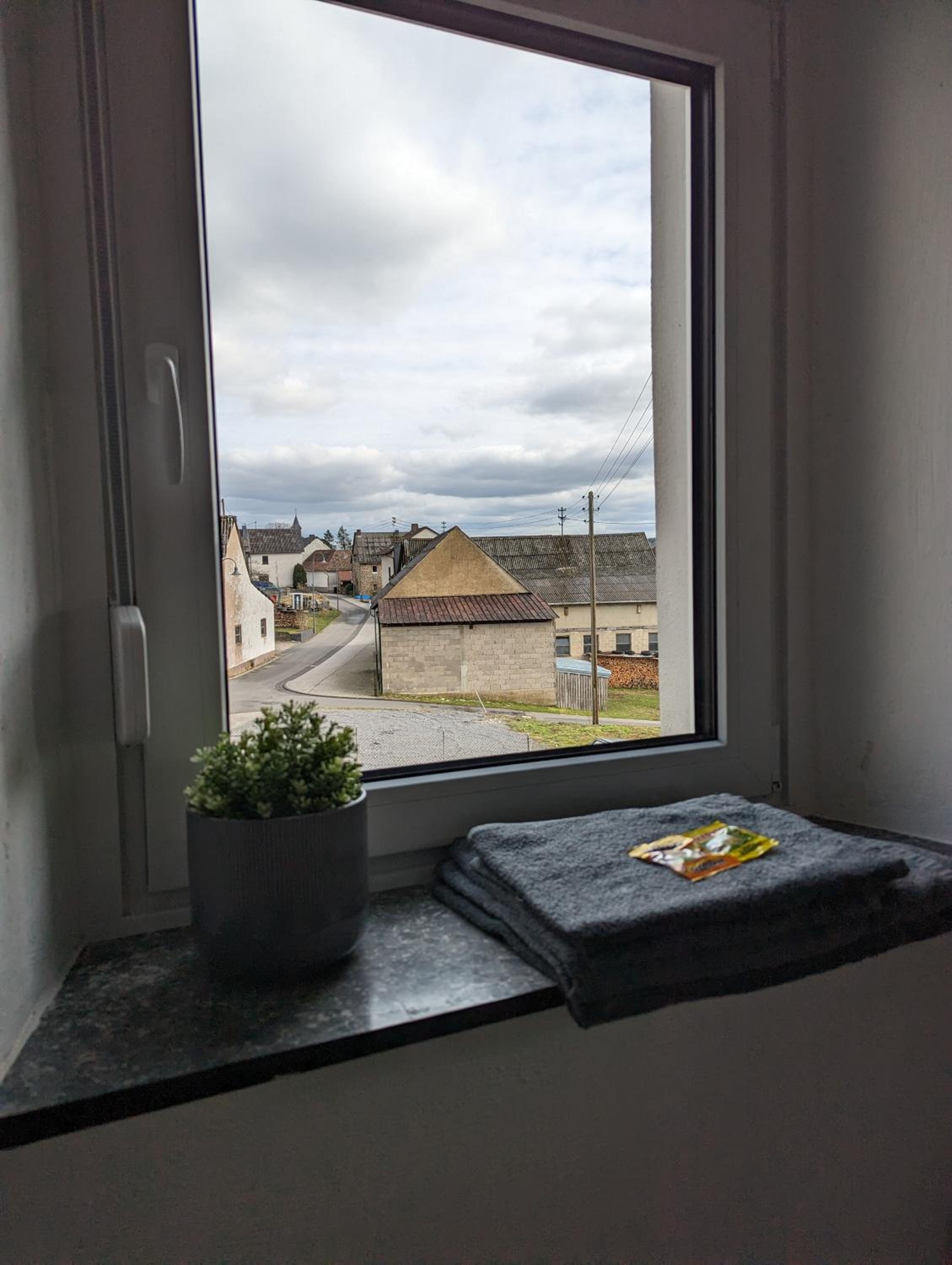 Standard Double Room with Shared Bathroom photo 2