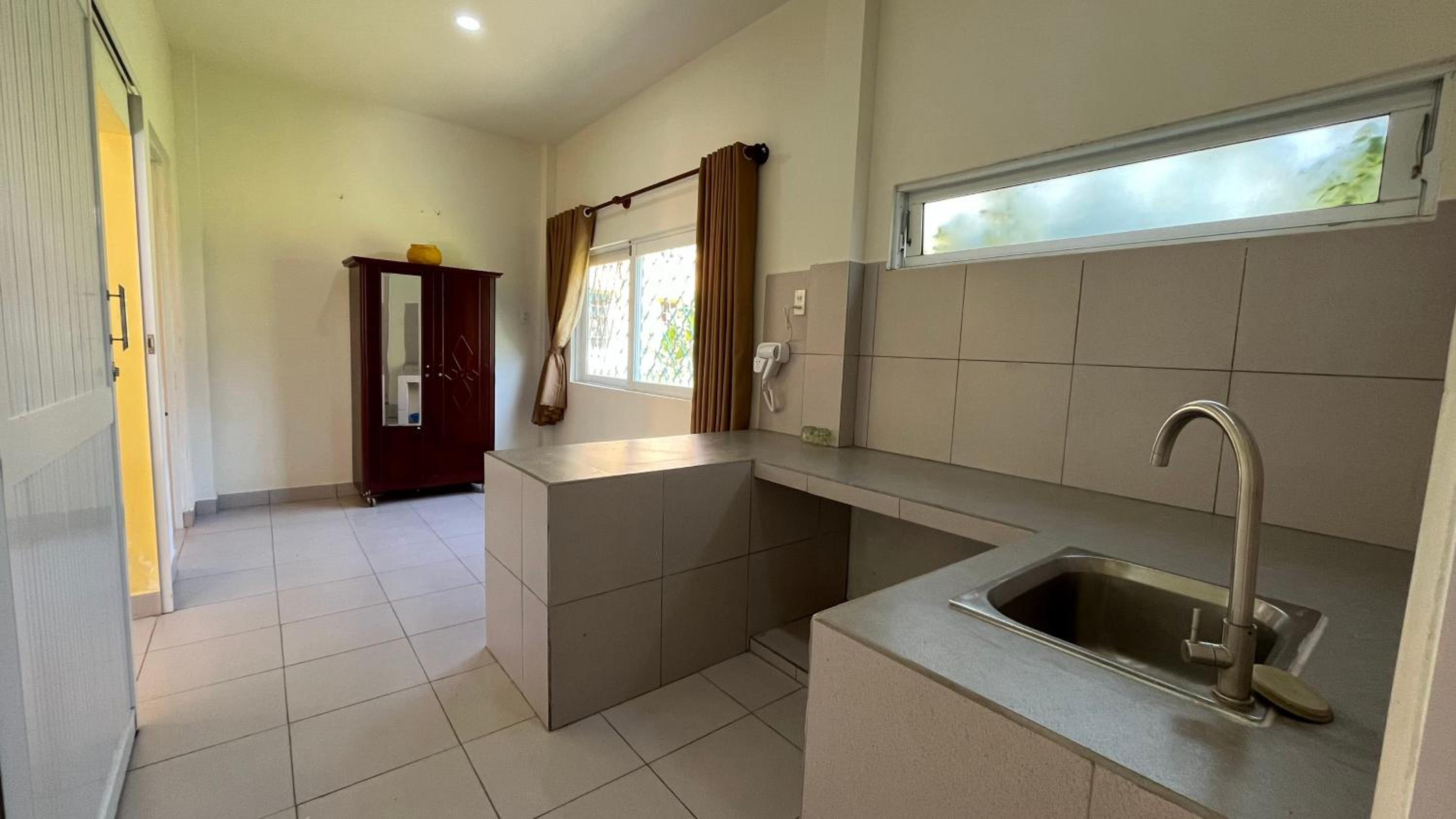 Family Room with Terrace - Photo 6