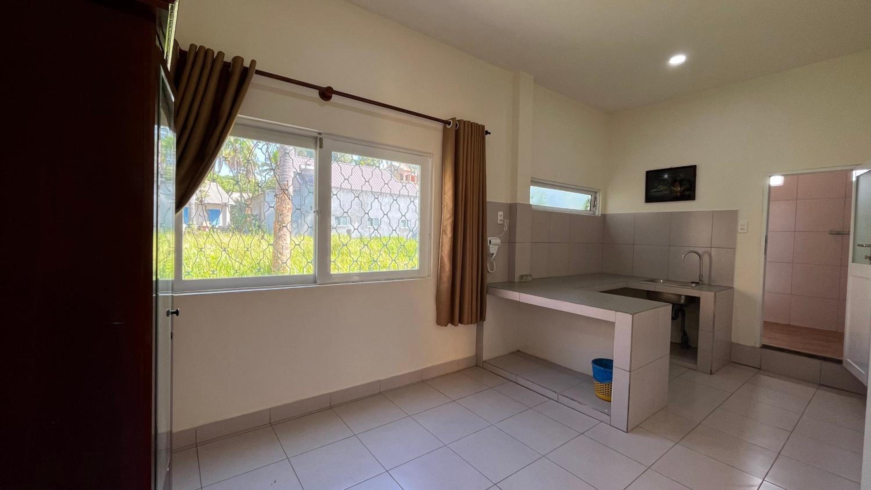 Family Room with Terrace - Photo 7