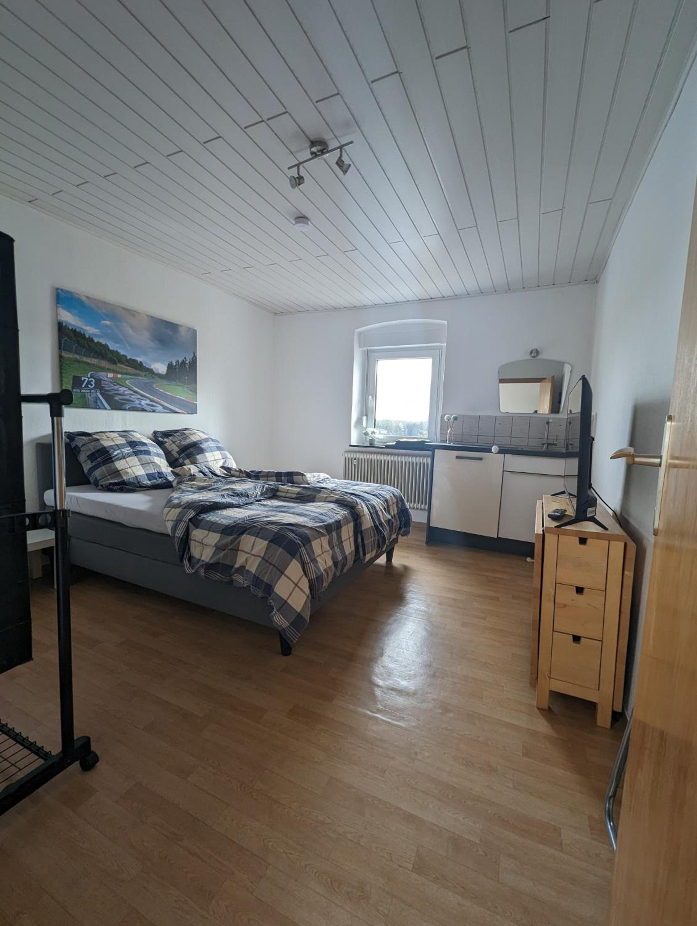 Double Room with Shared Bathroom photo 1
