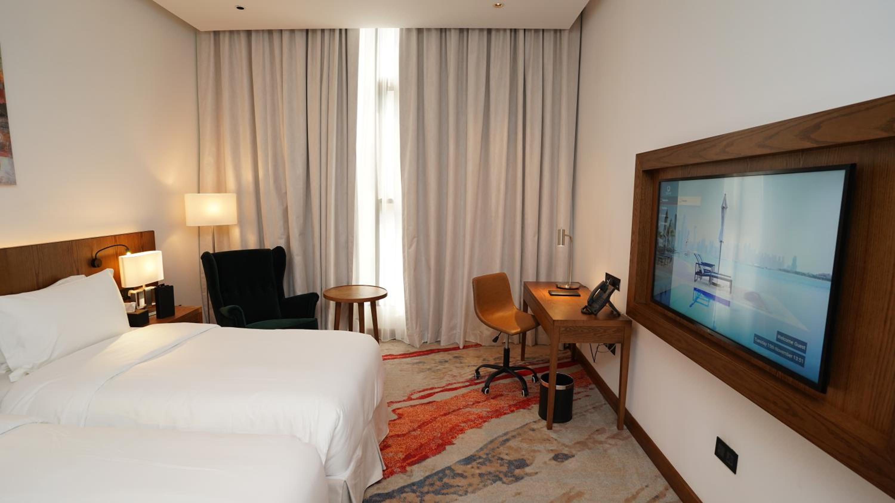 Standard Twin Room - Photo 4