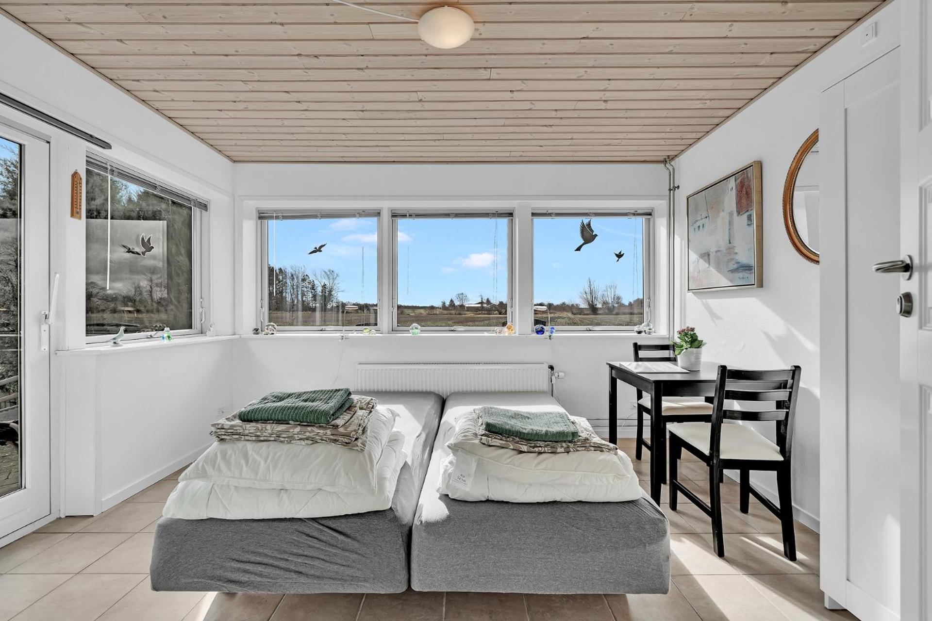 Twin Room with Shared Bathroom
