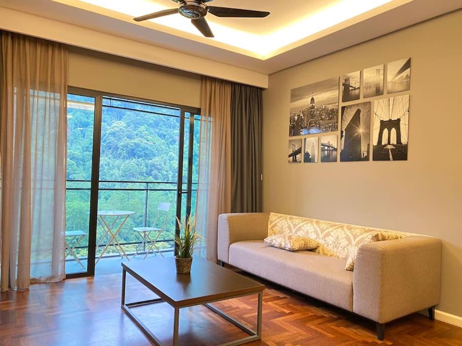 Three-Bedroom Apartment - Photo 10