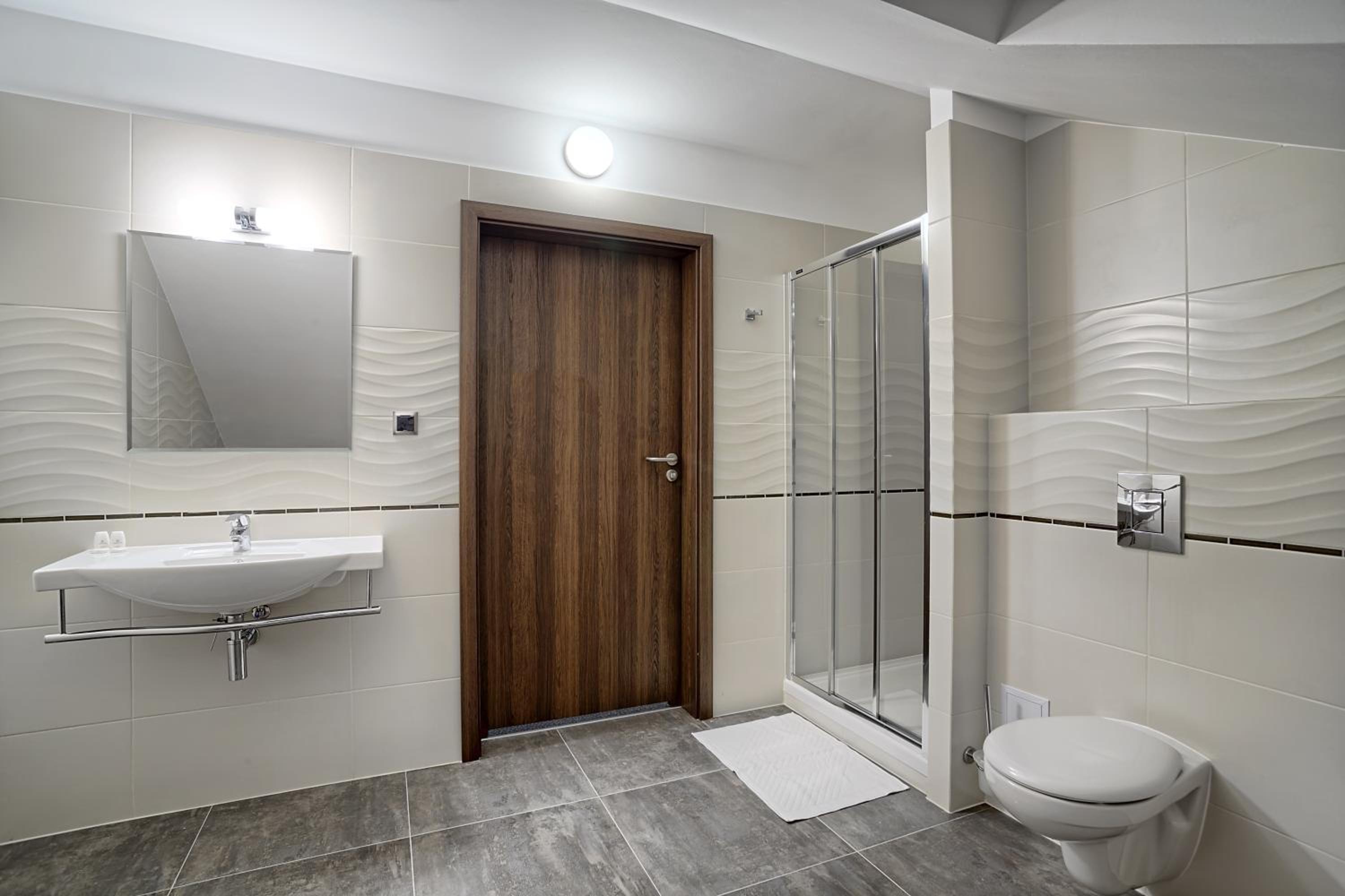 Double Room - Photo 3