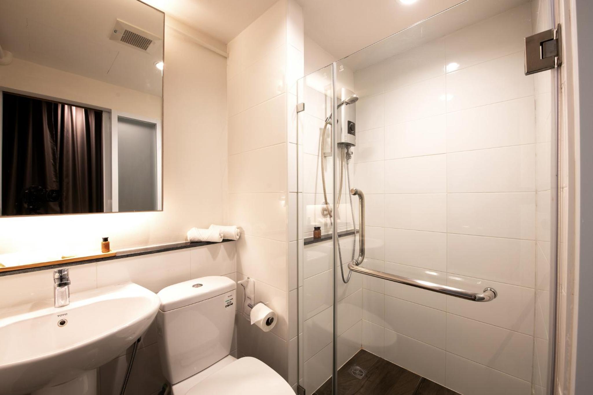 Superior Double or Twin Room photo 3