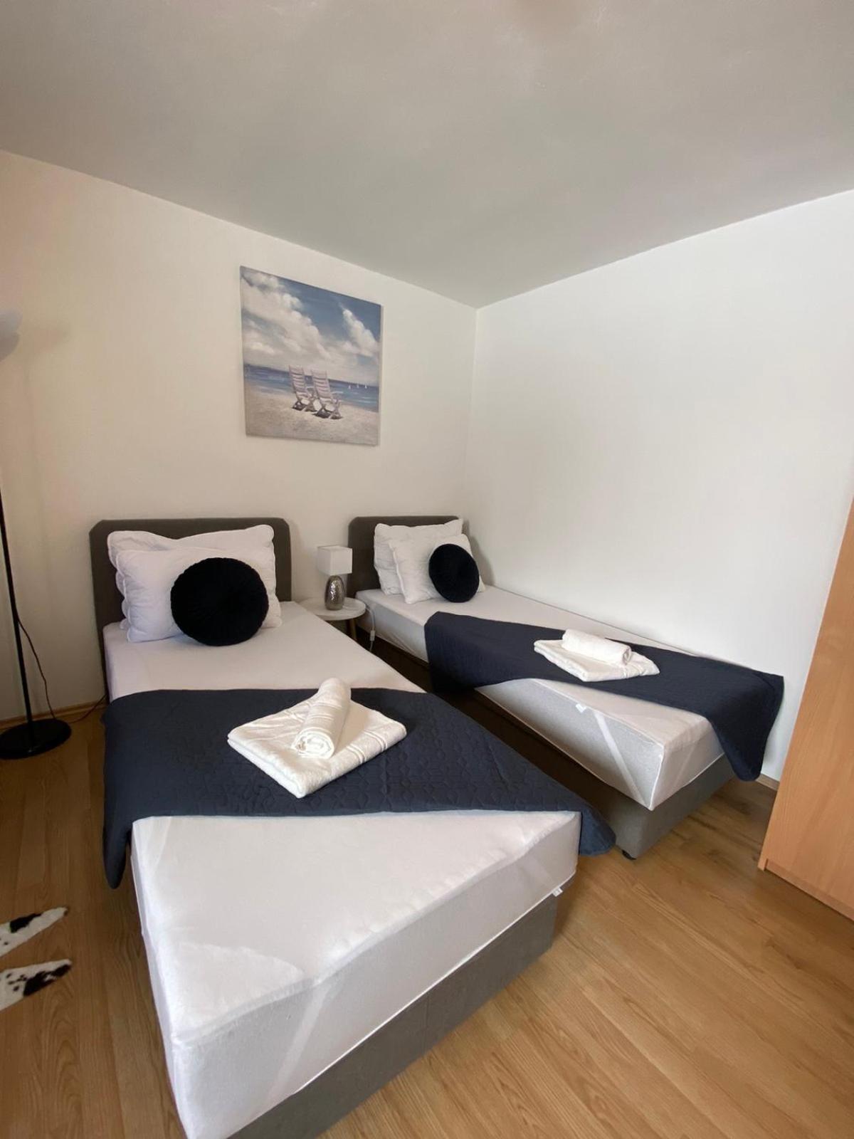 Studio Apartment photo 2