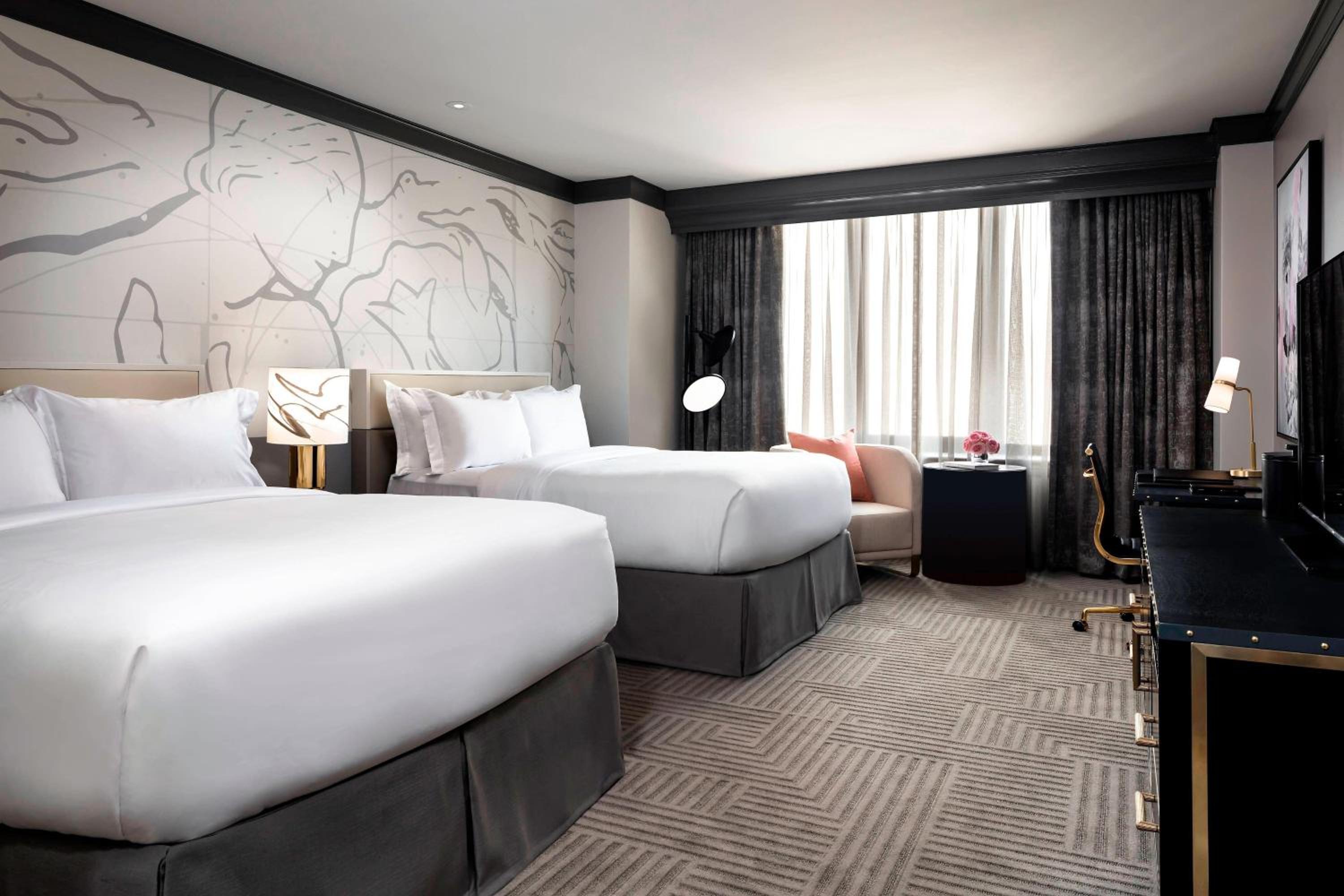 Deluxe, Guest room, 2 Queen, City view