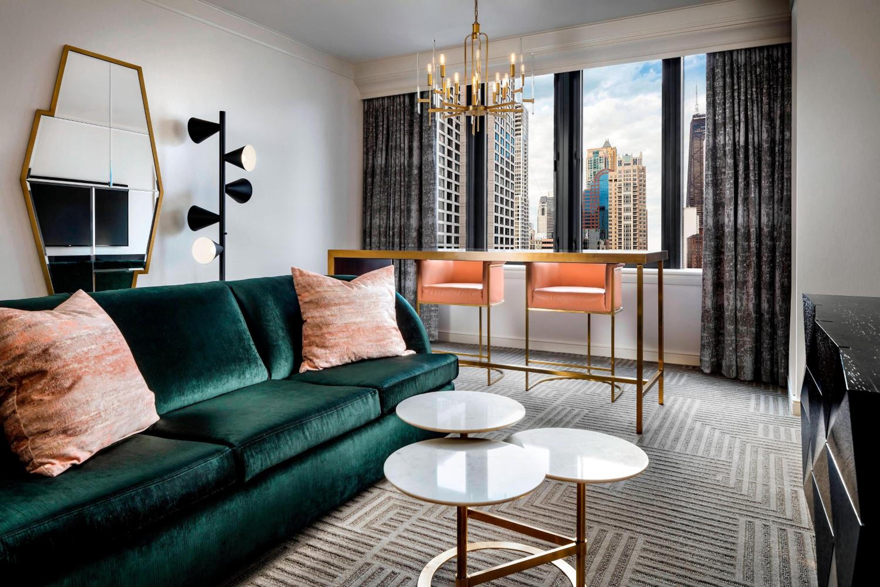 Suite, 1 King, Sofa bed, Gulf front