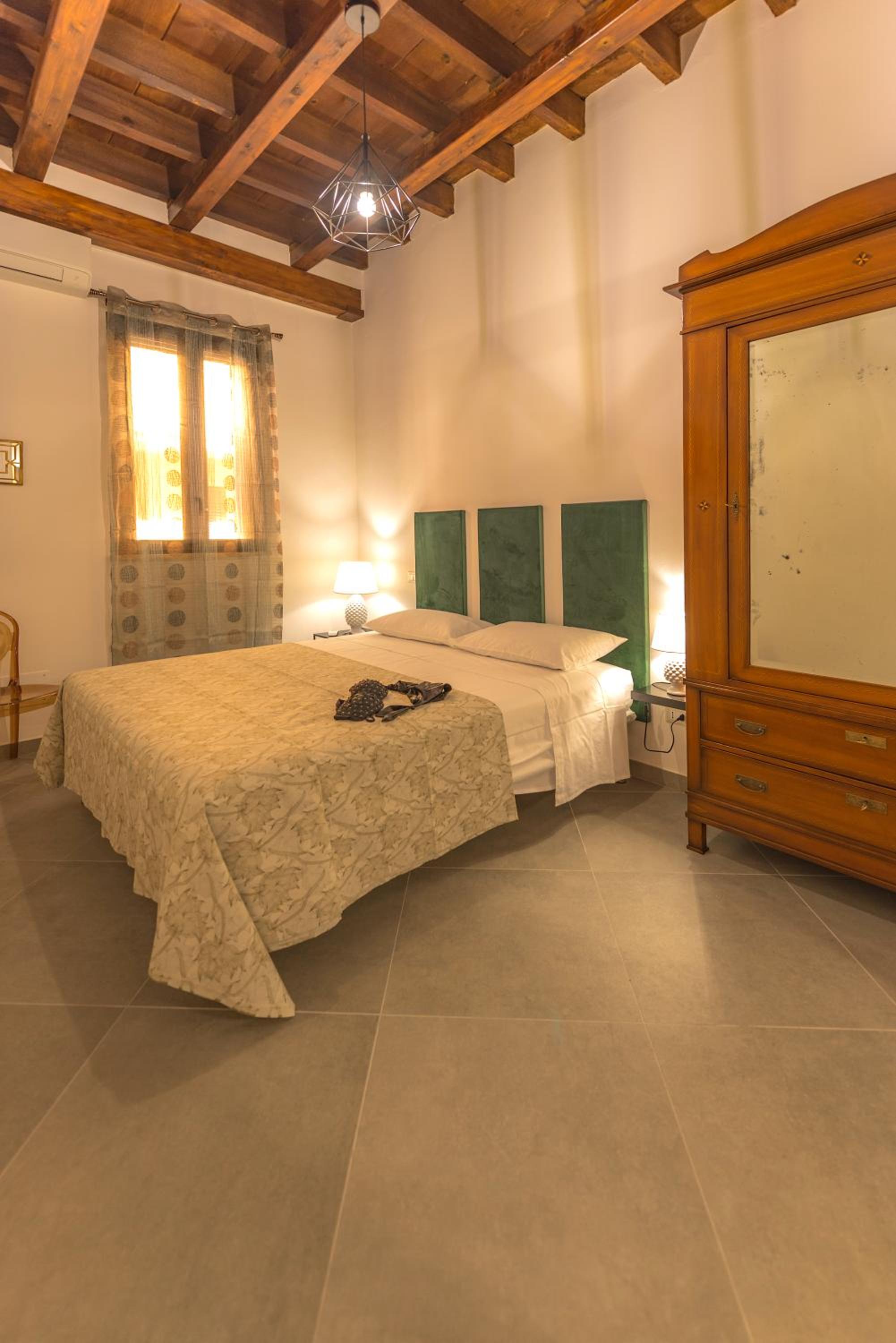 Apartment - Ground Floor photo 2
