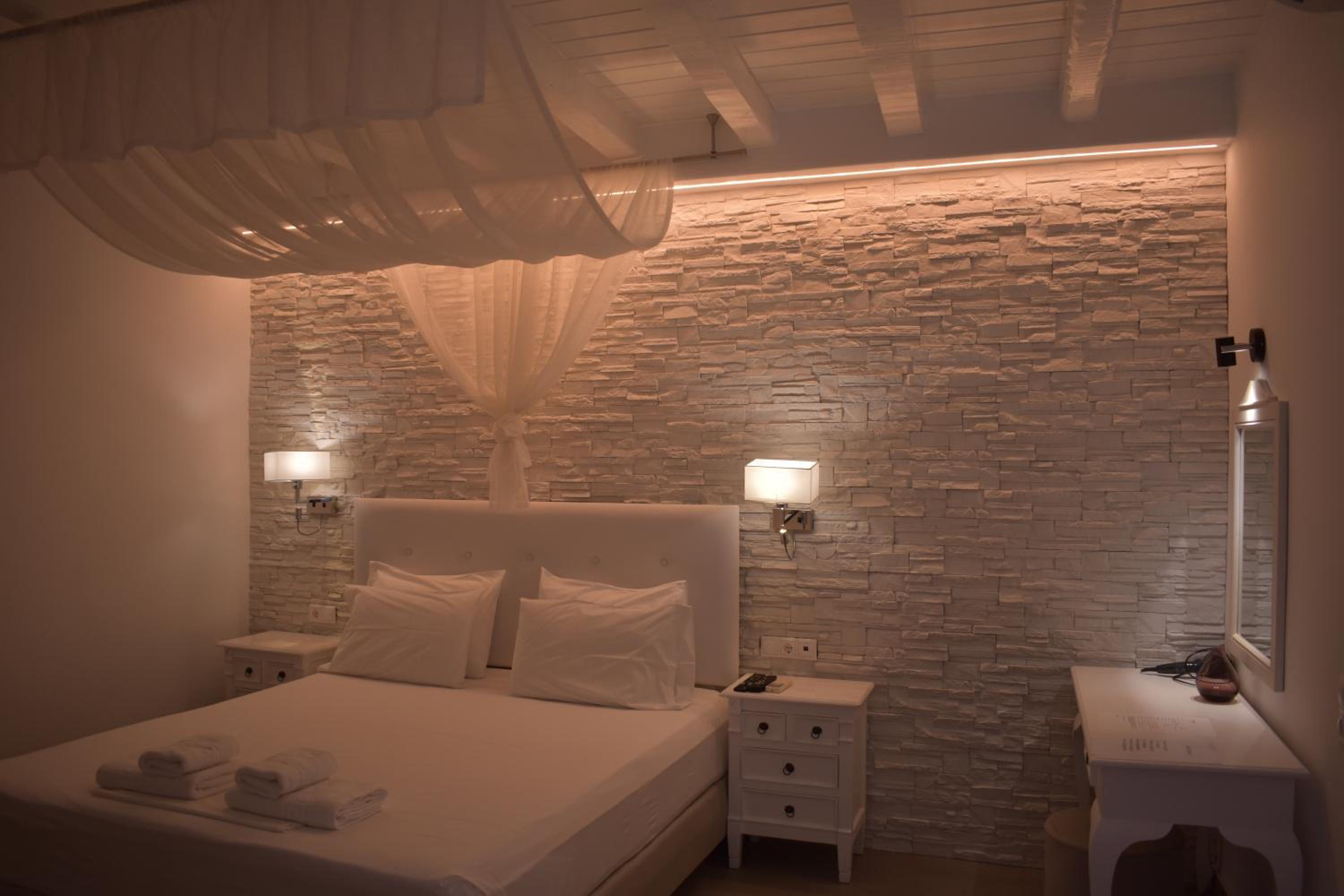 Classic Double or Twin Room - Photo 2