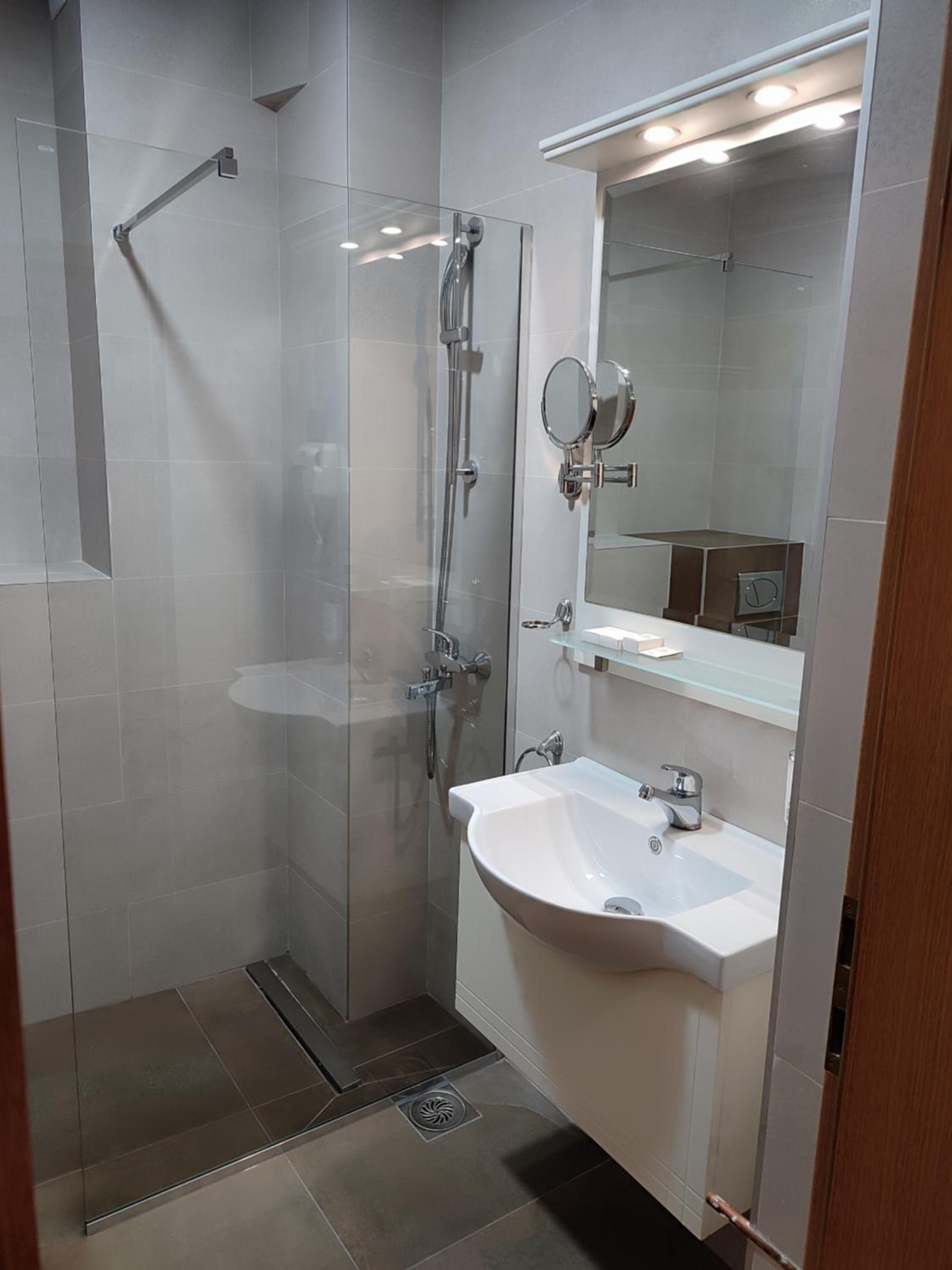 Classic Single Room with City View