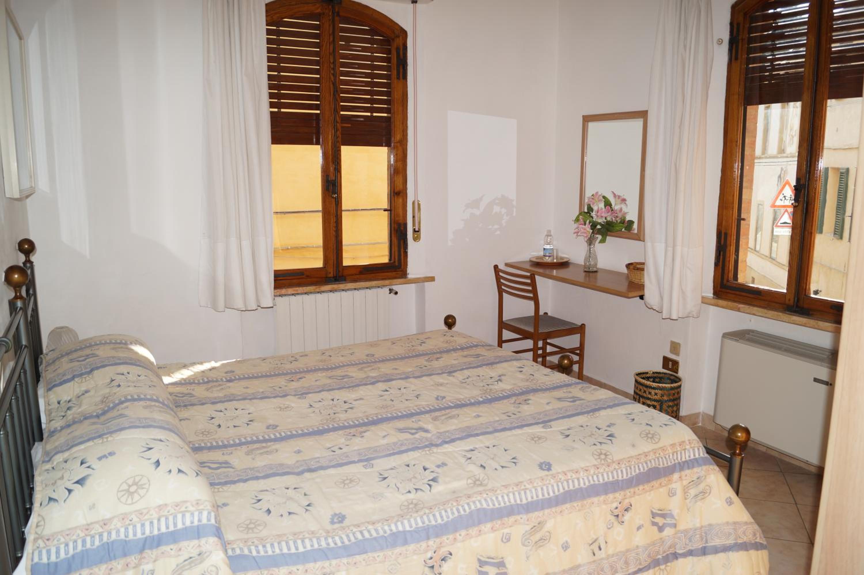 Triple Room - Photo 10