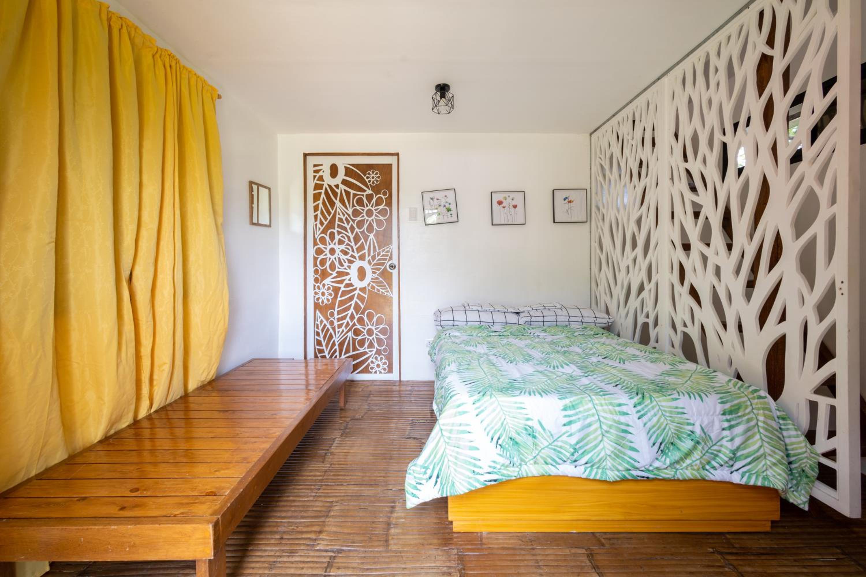 Two-Bedroom House photo 3