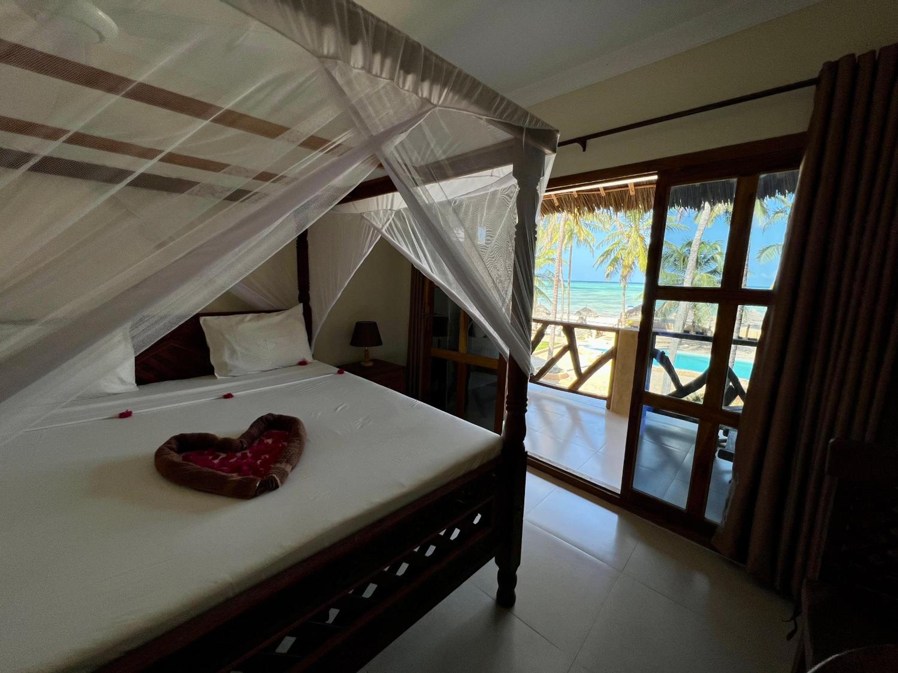 Double Room with Balcony and Sea View