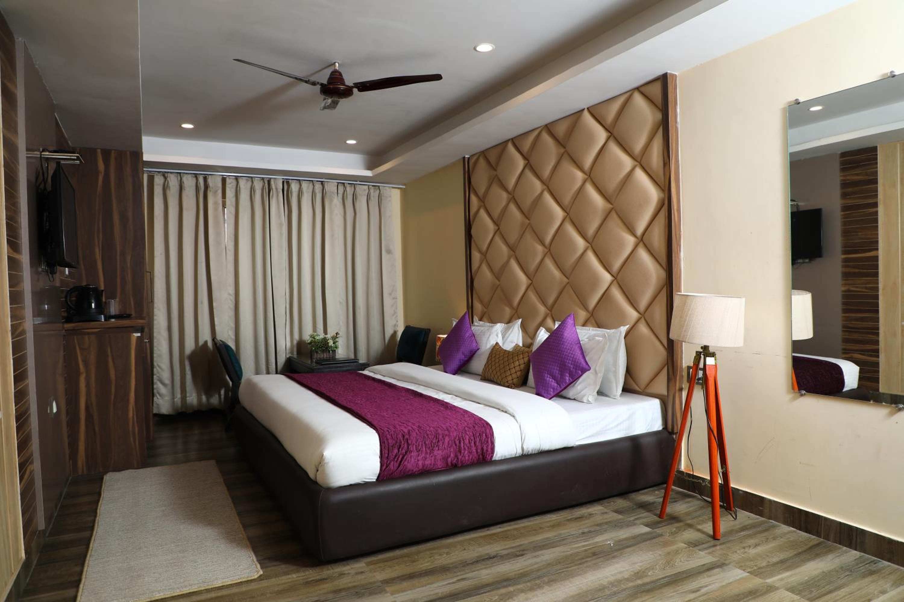 Deluxe Double Room photo 3