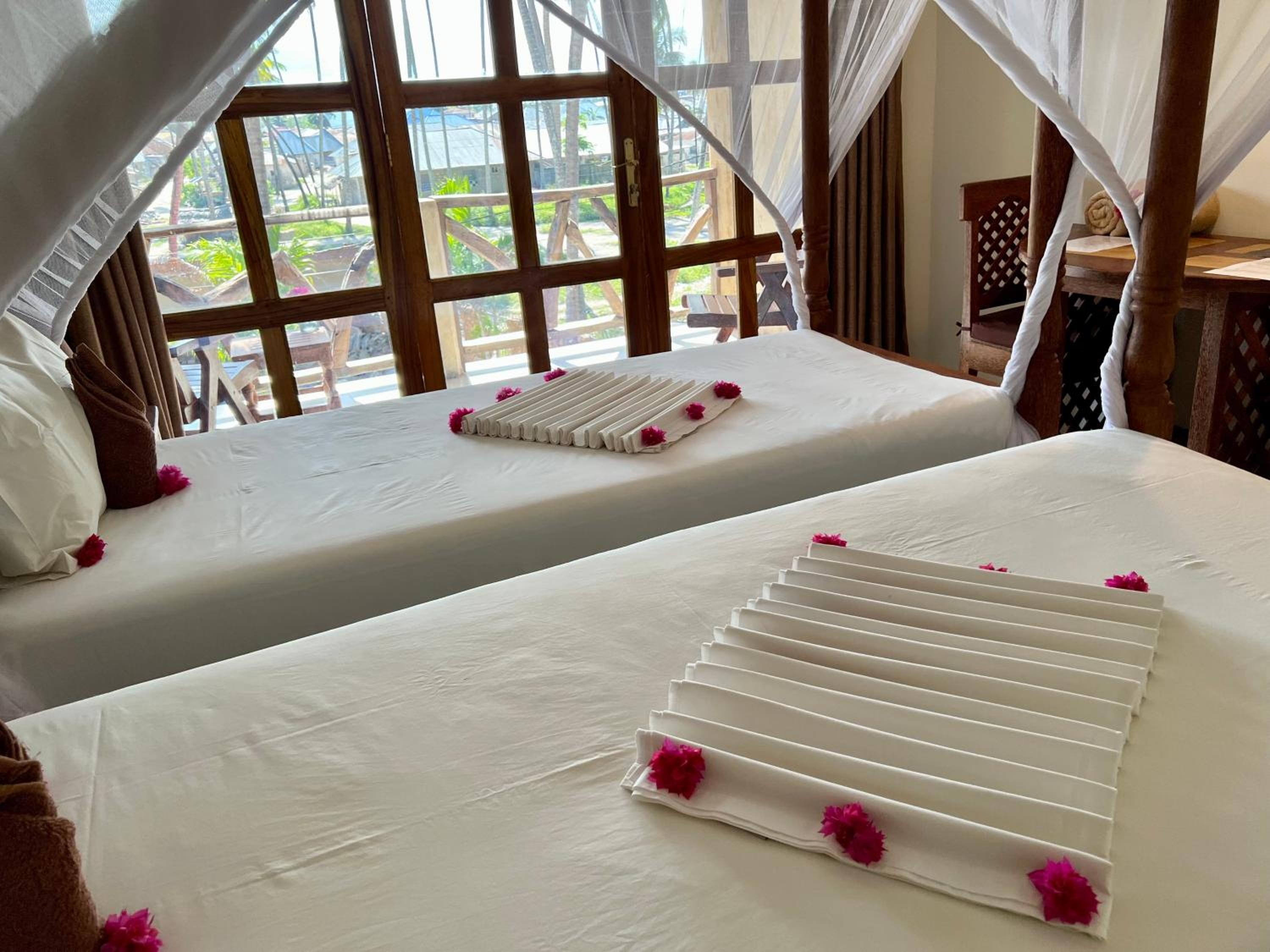 Twin Room with Balcony