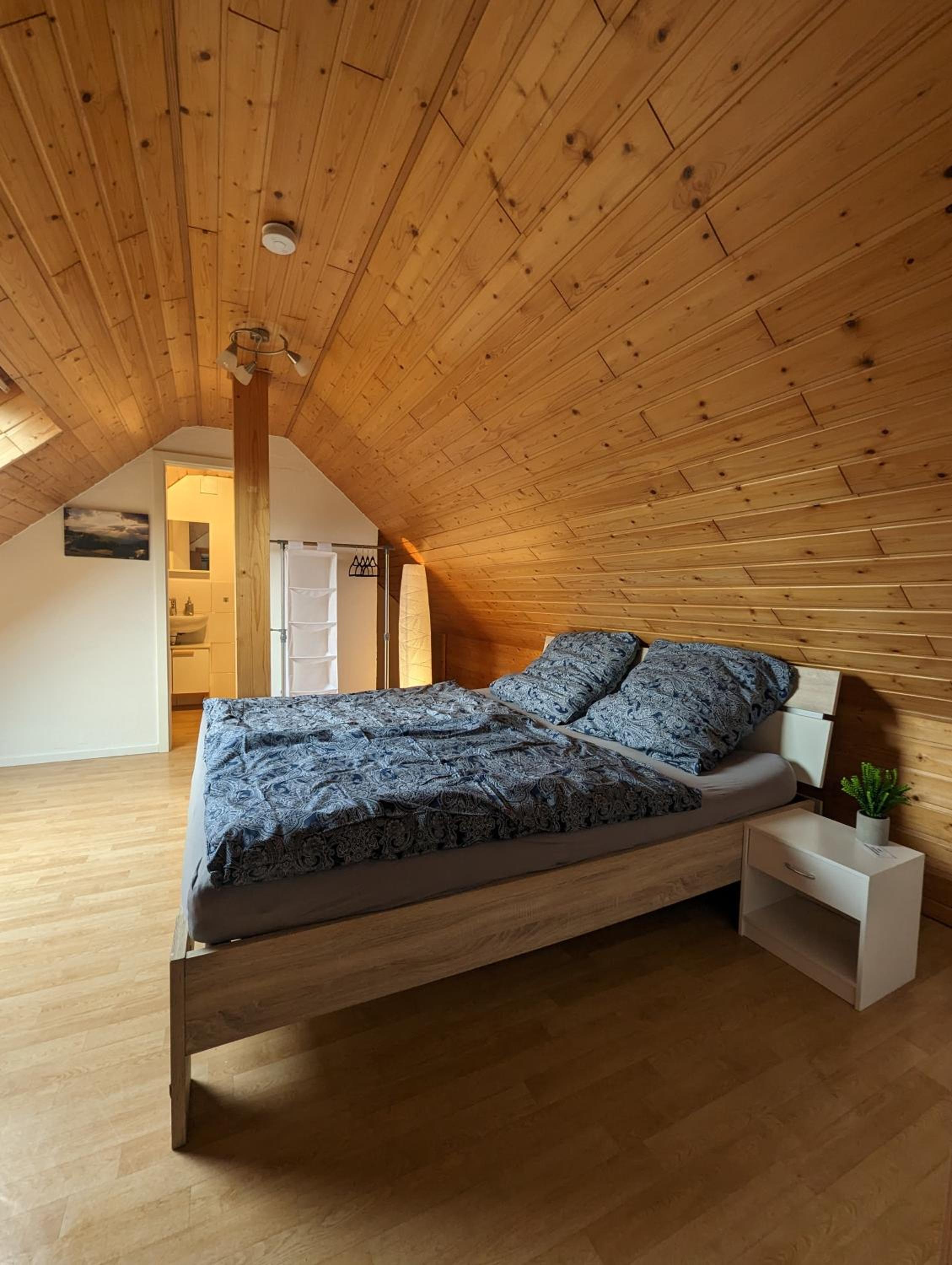 Double Room with Shared Bathroom photo 1