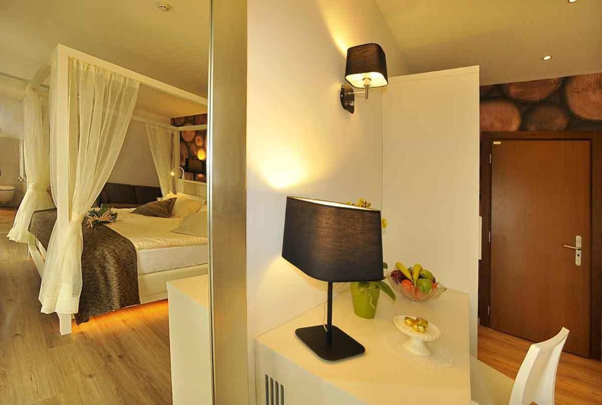 Superior Deluxe Double Room  - Photo 10
