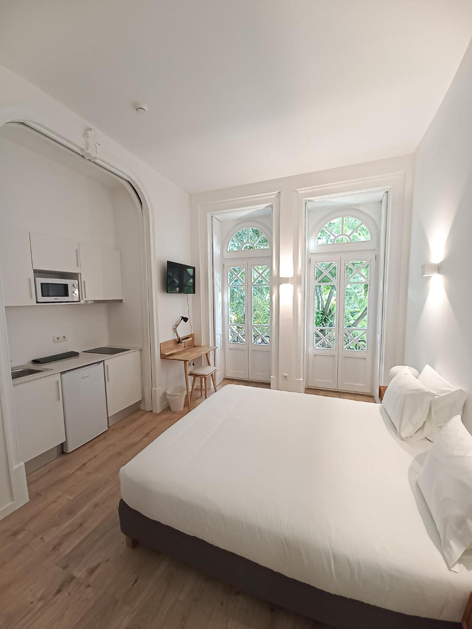 Studio with Garden View