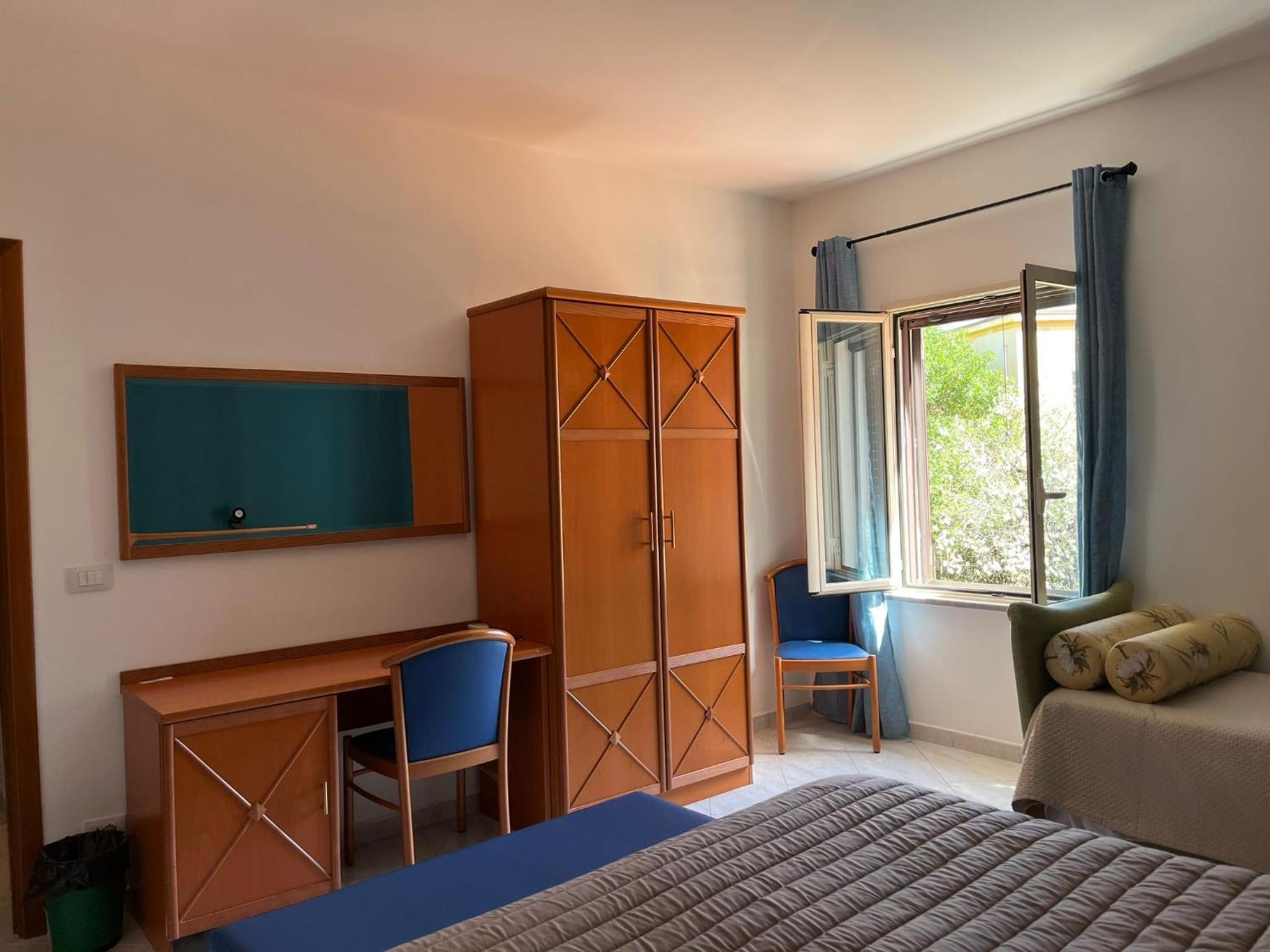 Triple Room - Photo 2