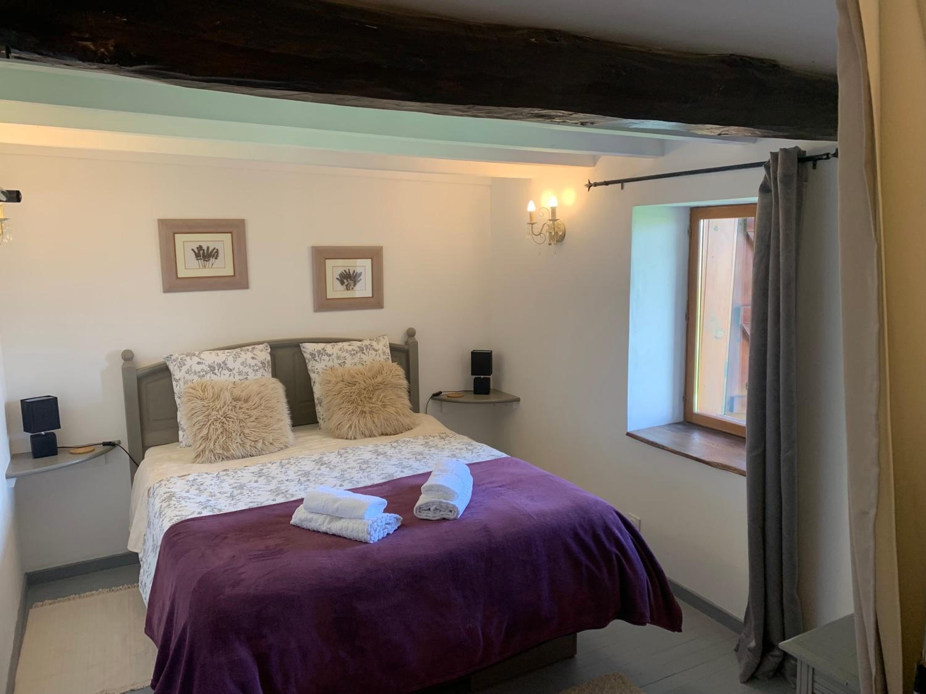 Quadruple Room with Private Bathroom