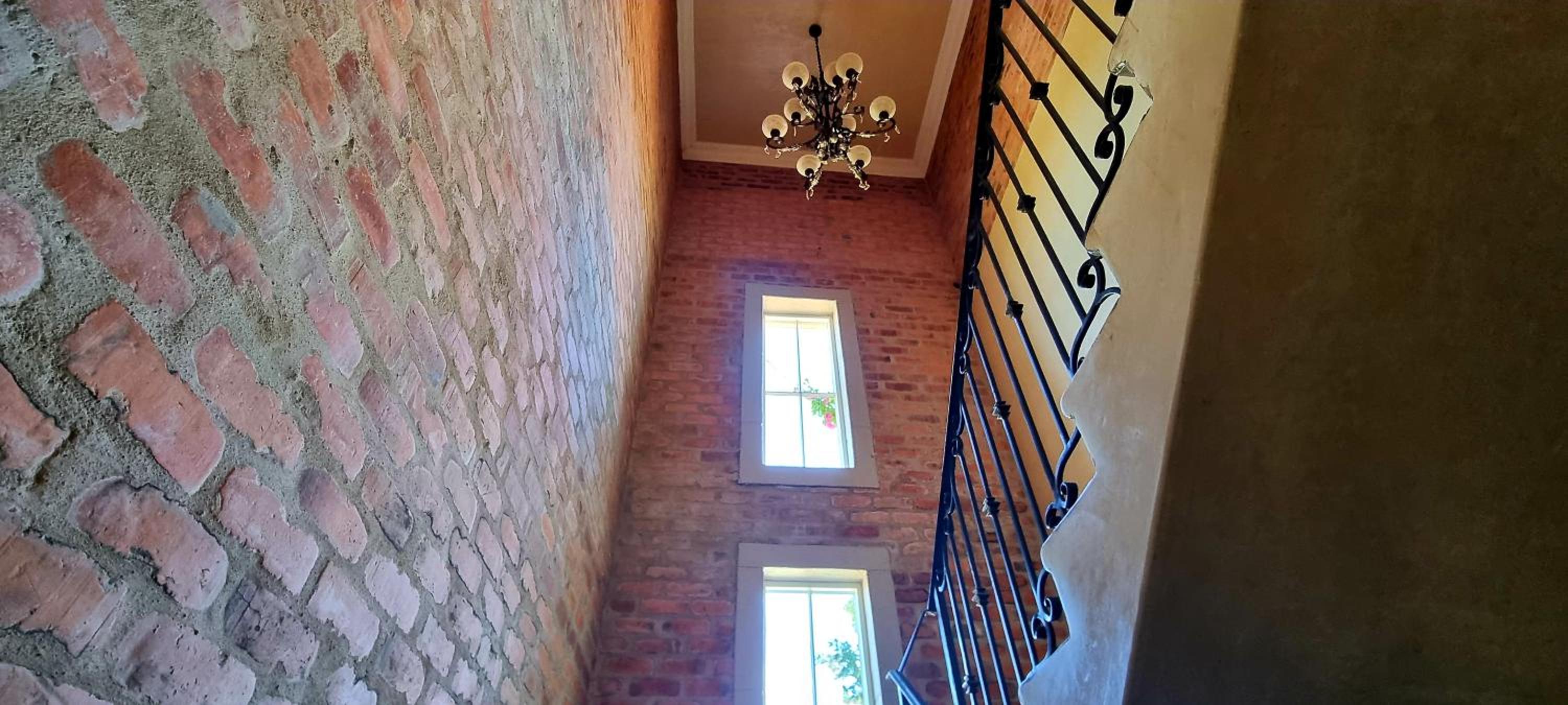 Suite with Mountain View - Photo 33