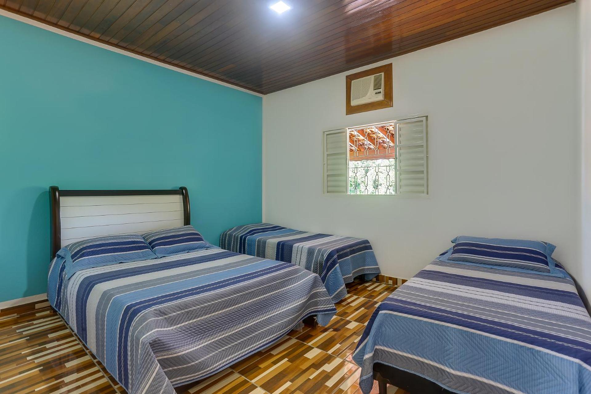 Four-Bedroom House photo 1