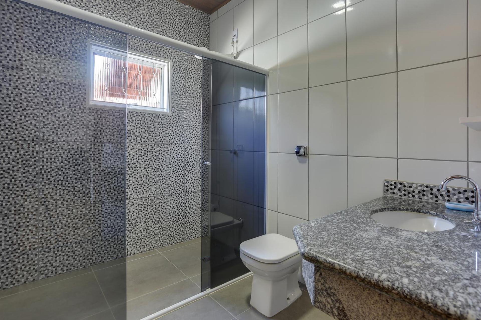 Four-Bedroom House photo 2