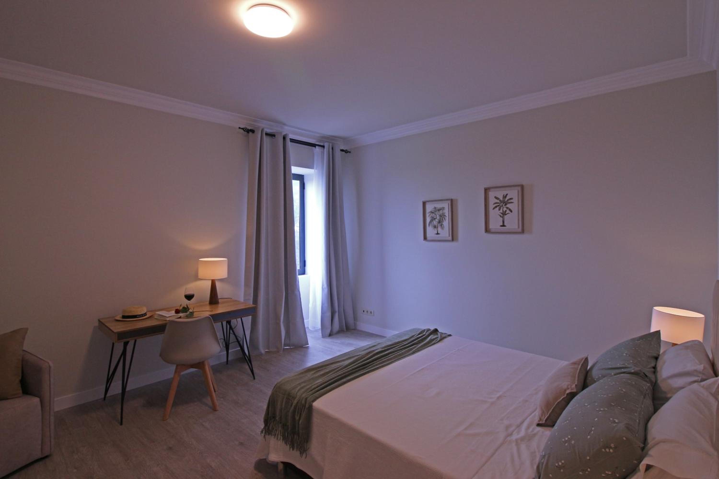 One-Bedroom Apartment photo 3