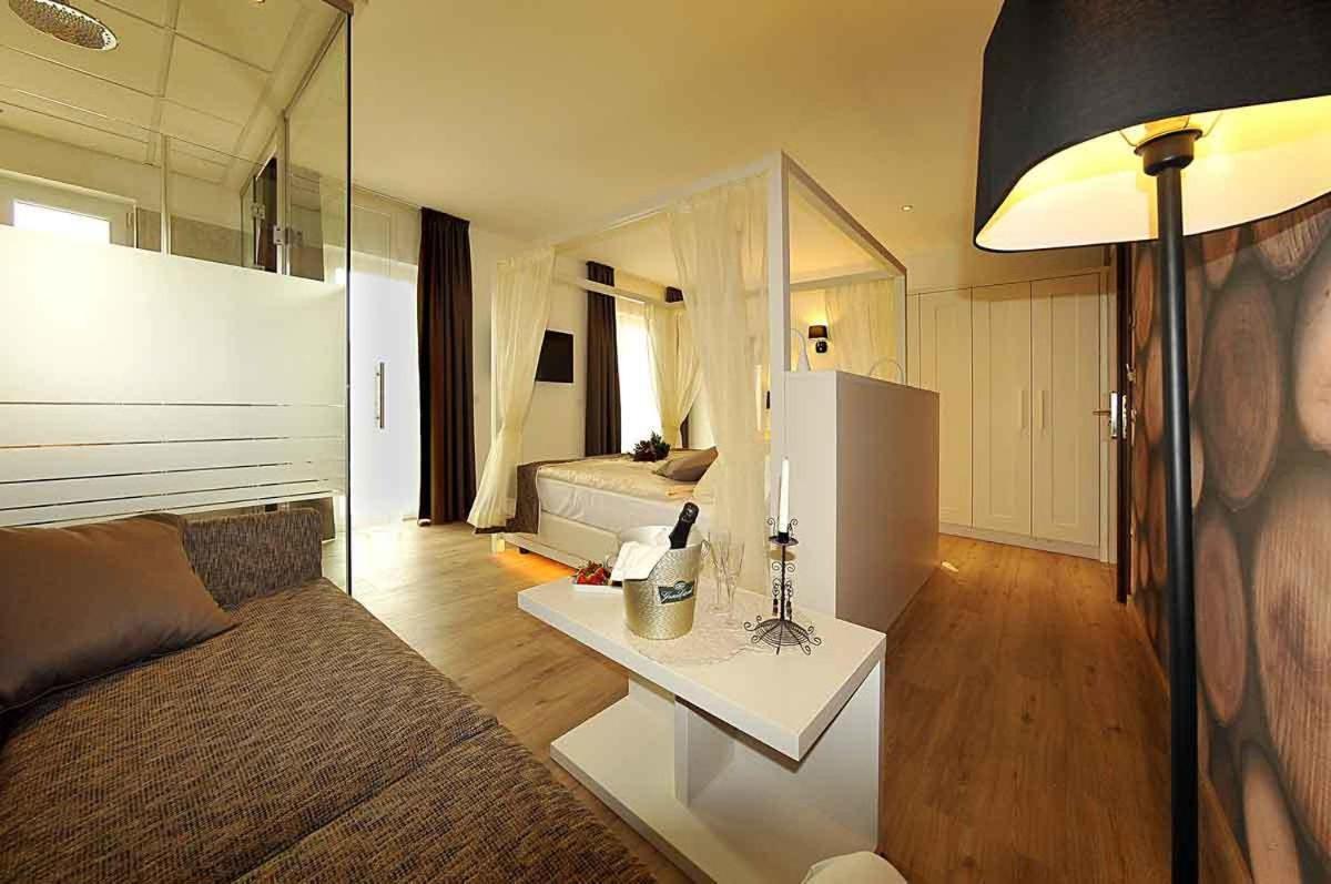 Superior Deluxe Double Room  - Photo 11