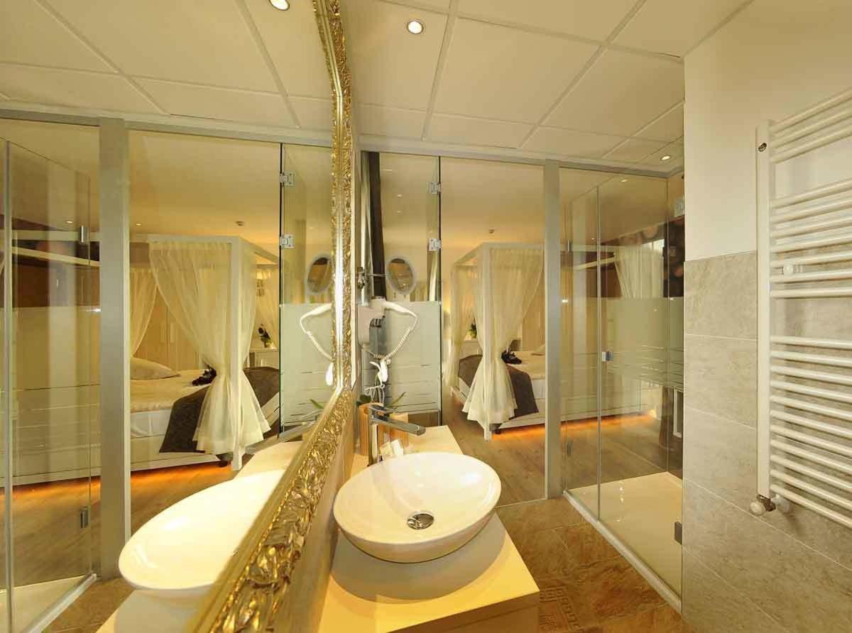 Superior Deluxe Double Room  - Photo 12