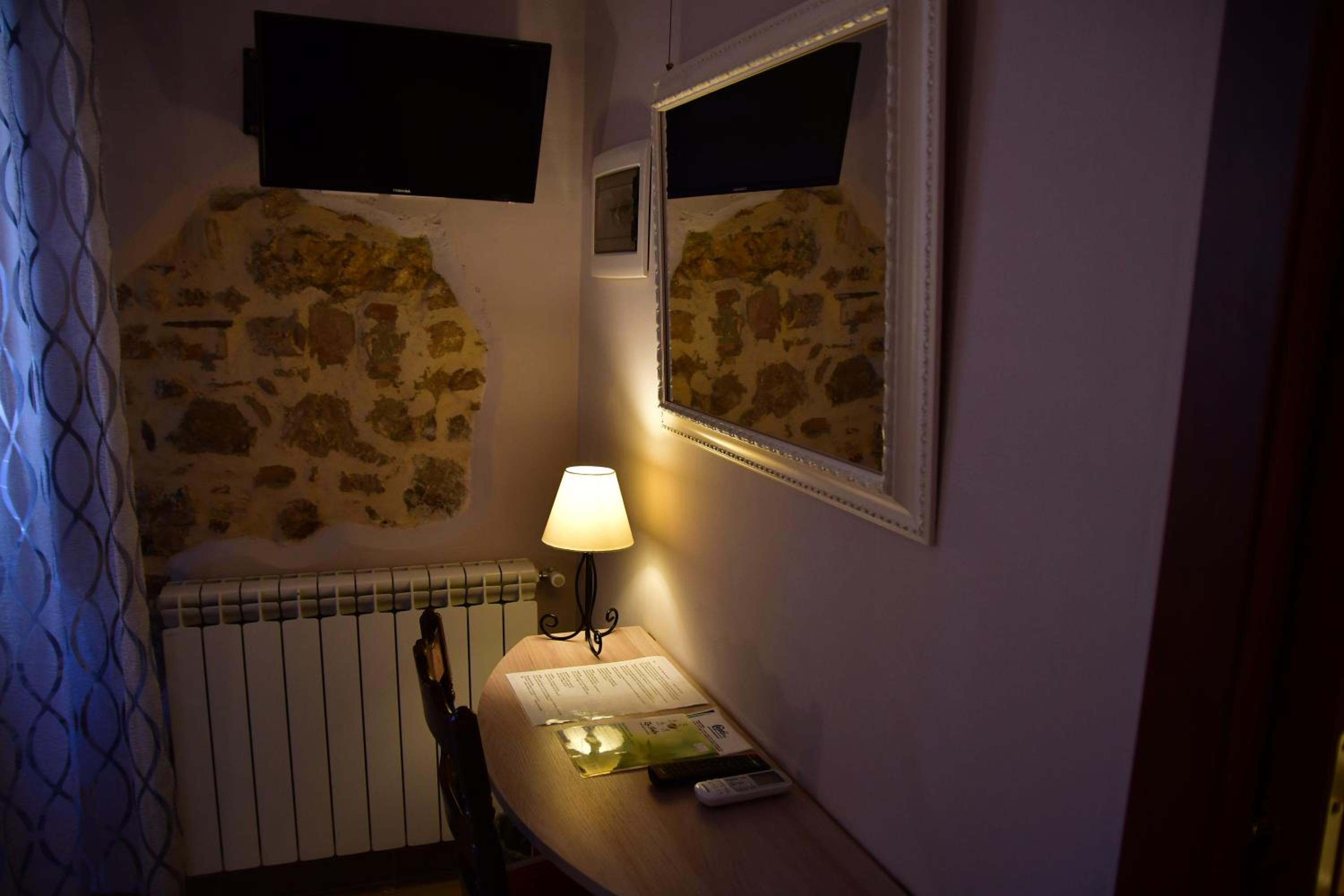 Superior King Room photo 1