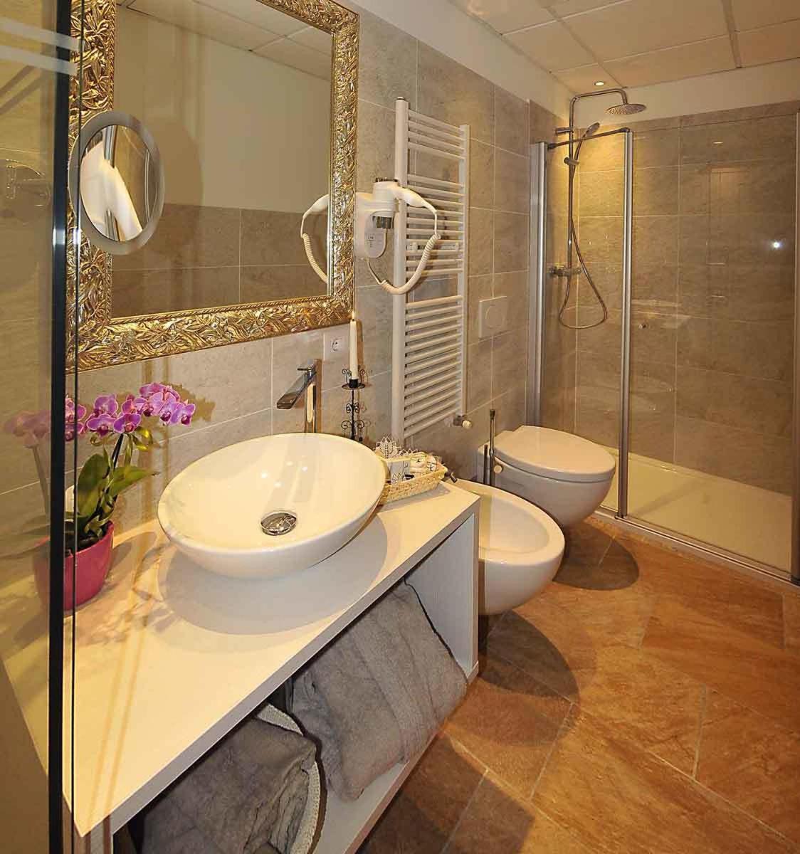 Superior Deluxe Double Room  - Photo 19