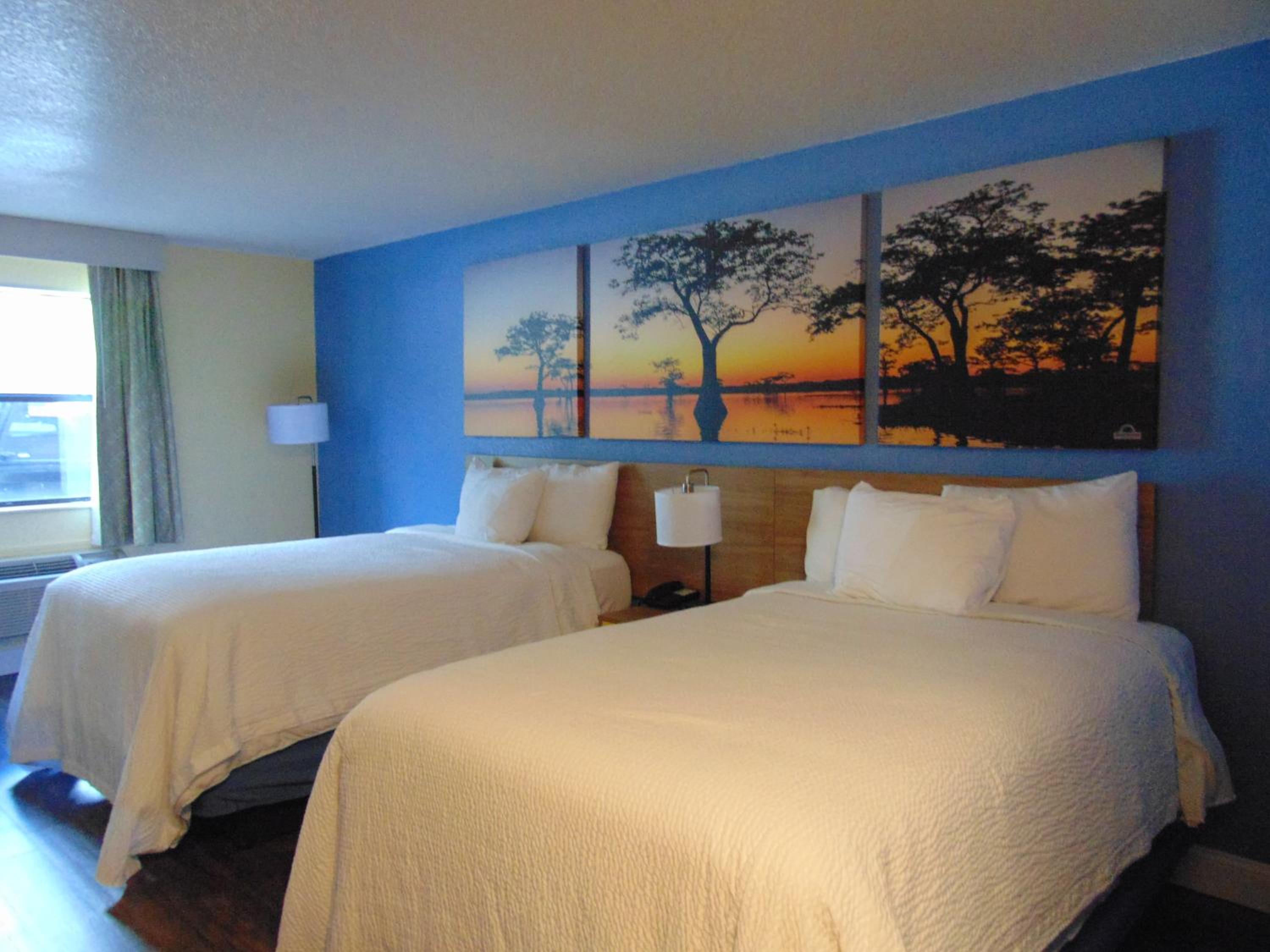 Double Room with Two Double Beds - Smoking - Photo 1