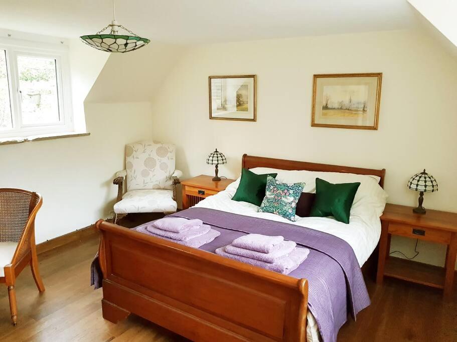 Three-Bedroom House photo 1