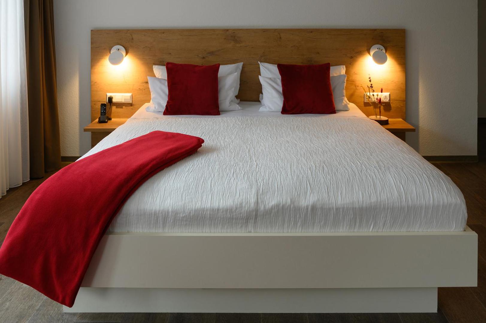 Deluxe King Room photo 2