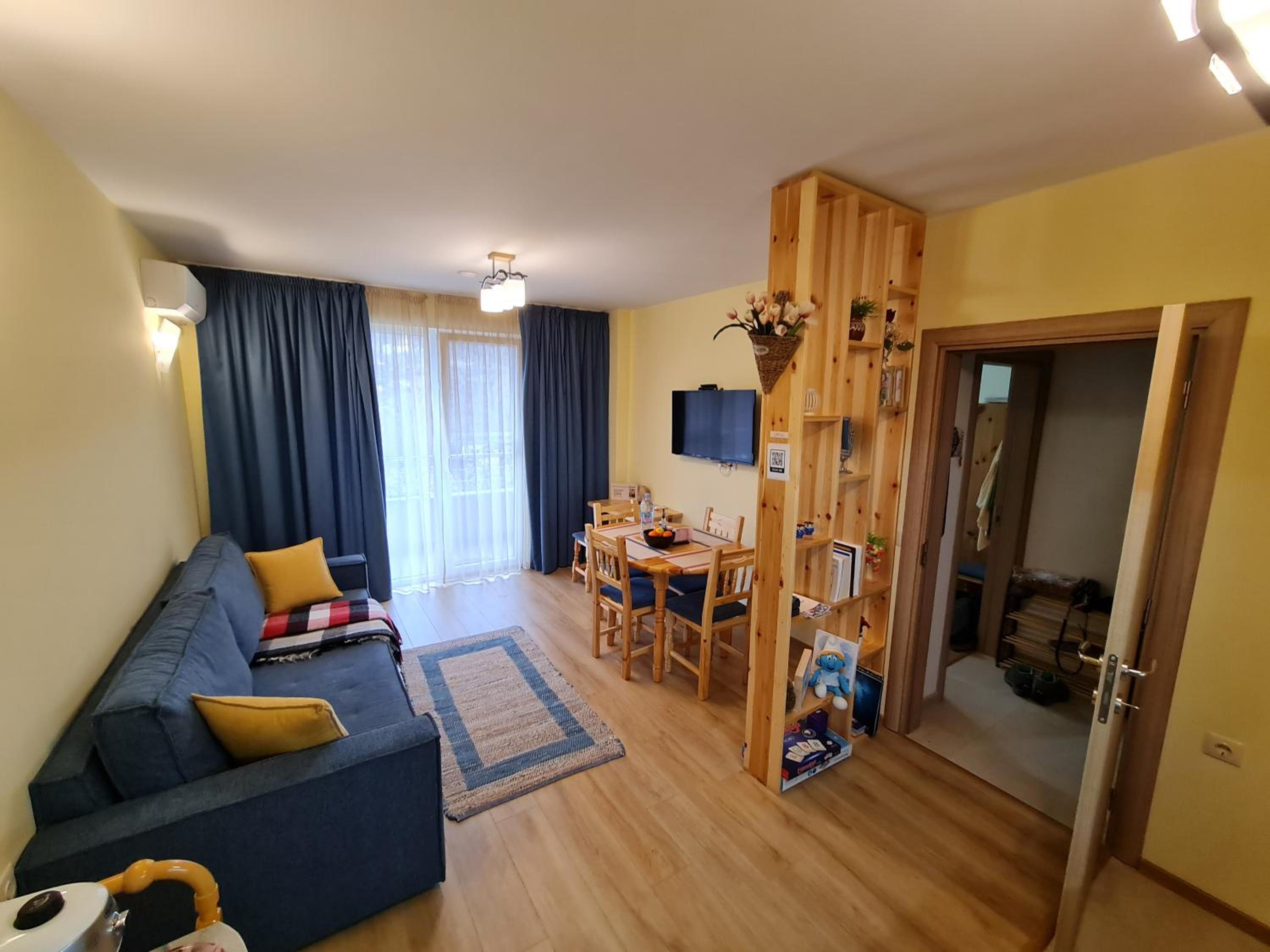 One-Bedroom Apartment - Photo 48
